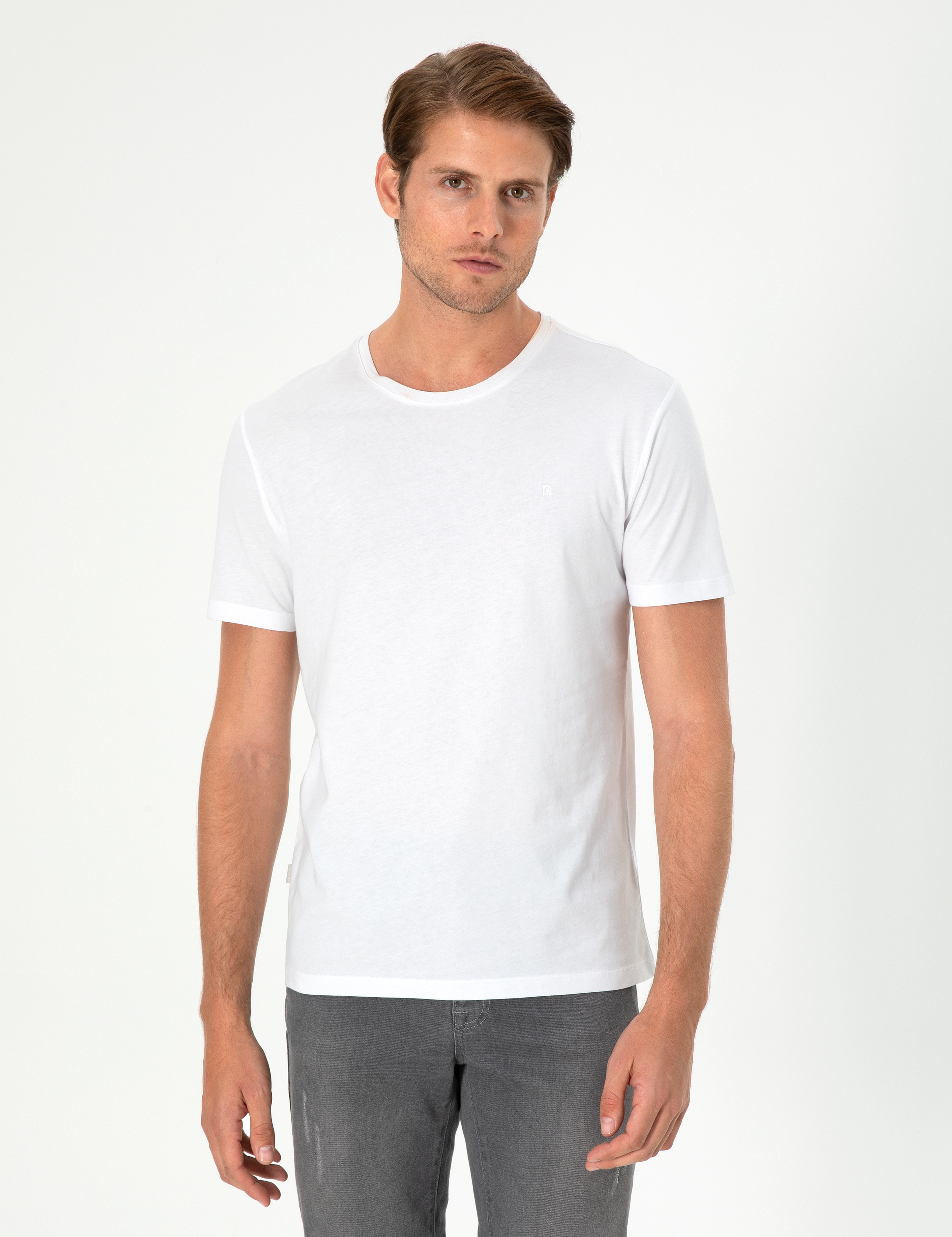 Beyaz Slim Fit Basic Tişört - Image 1