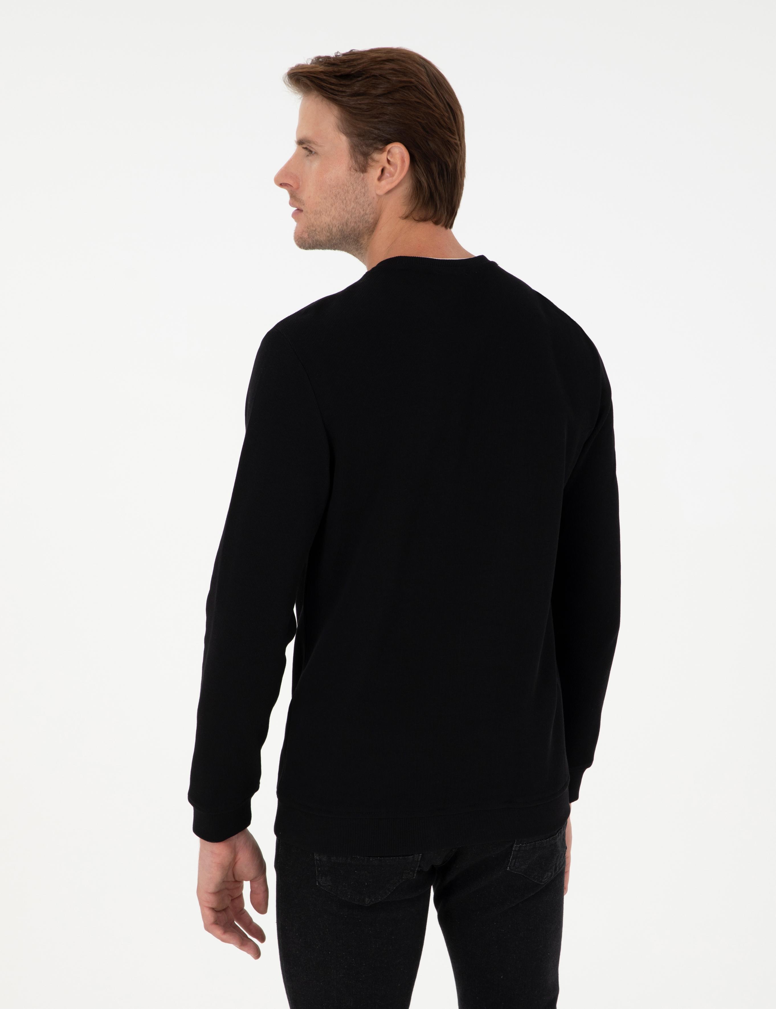 Siyah Regular Fit Sweatshirt