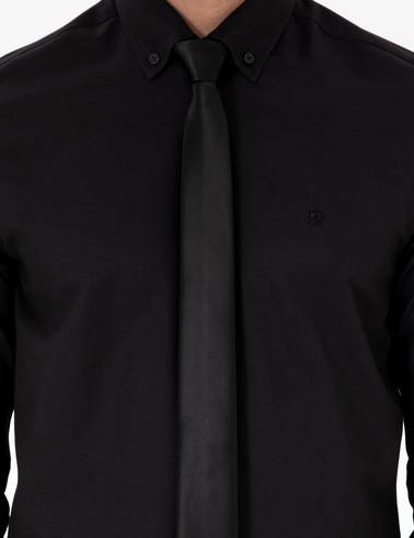 Siyah Slim Fit Uzun Kollu Gömlek