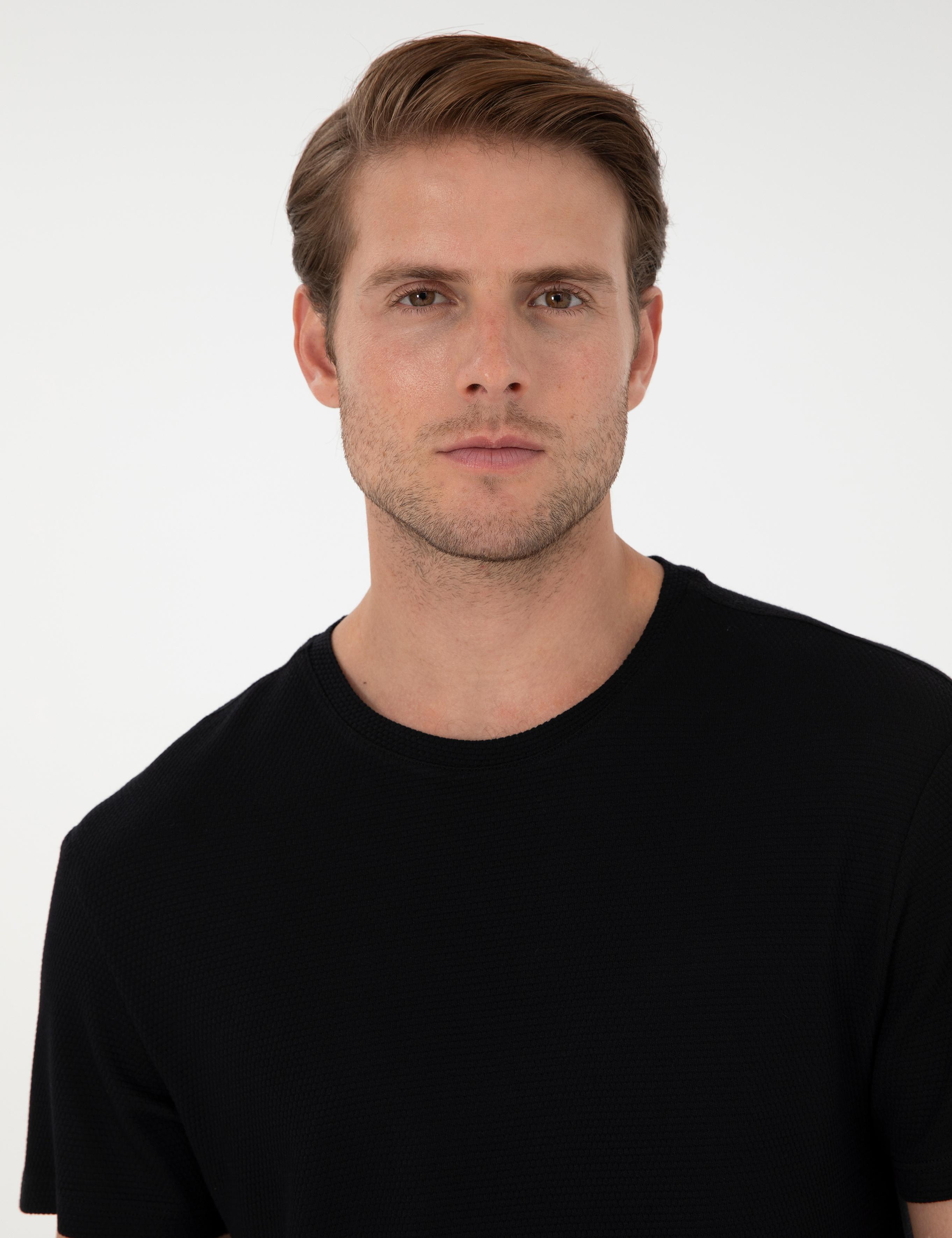 Siyah Slim Fit Basic Tişört