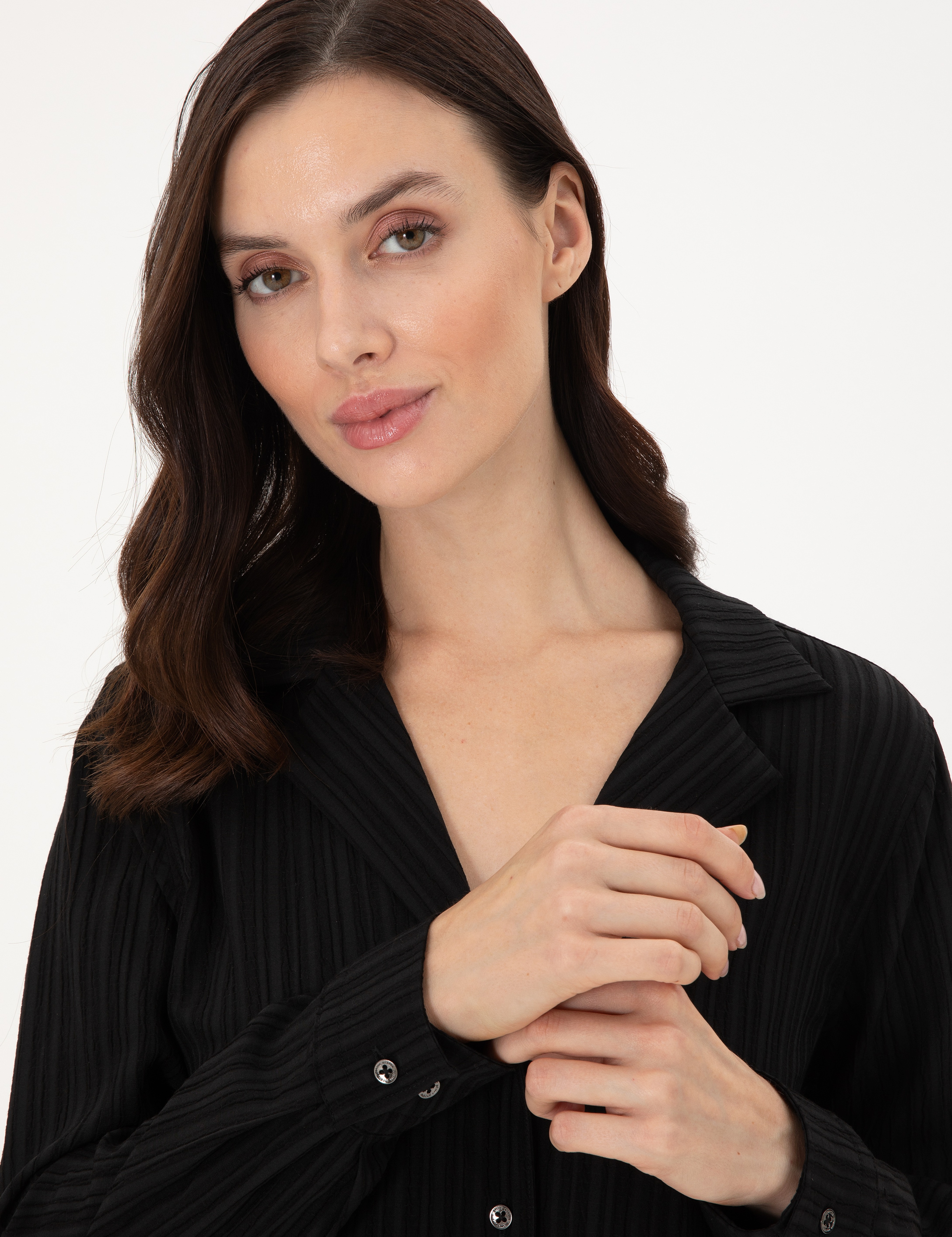 Siyah Regular Fit Uzun Kollu Gömlek - Image 2