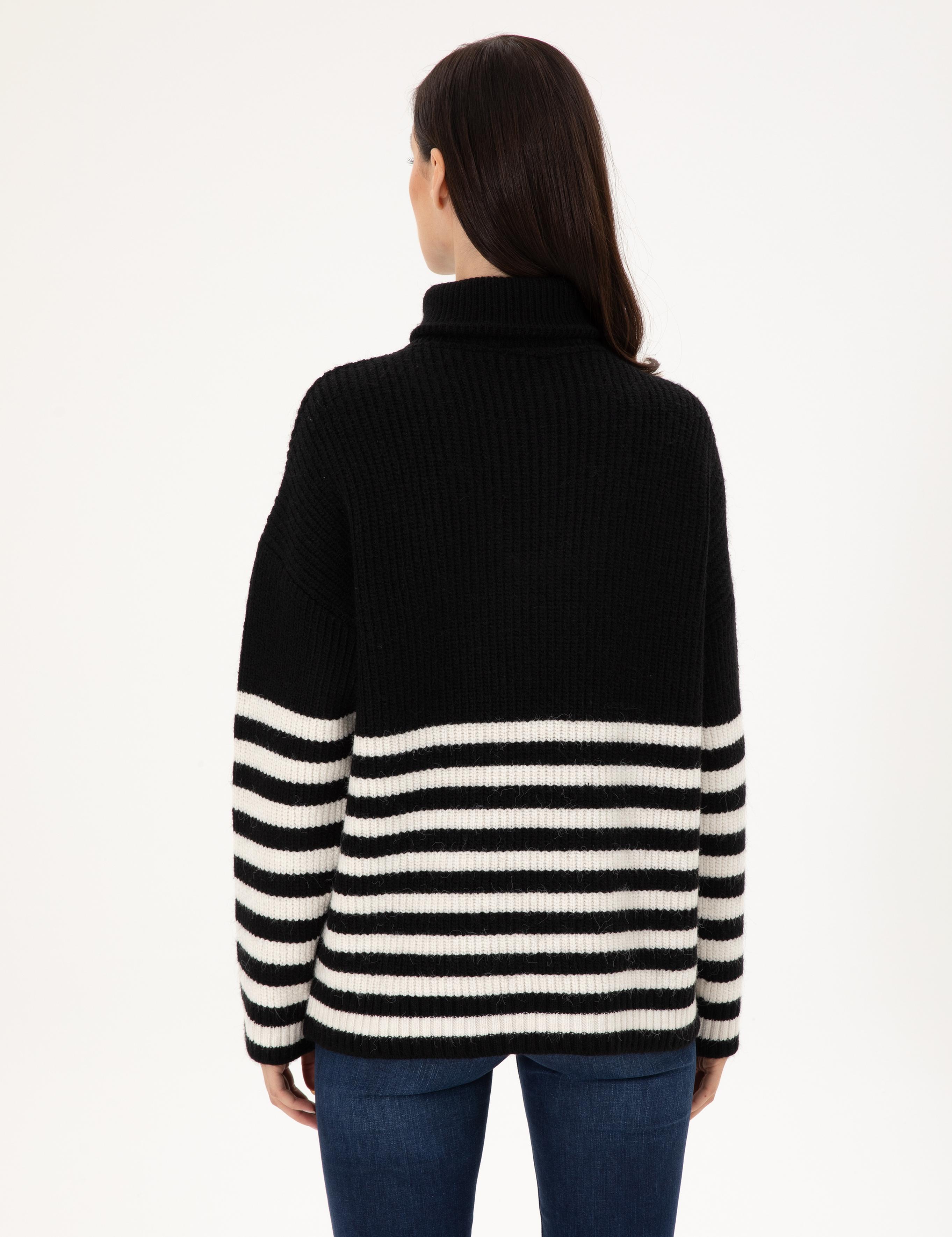 Siyah Comfort Fit Kazak