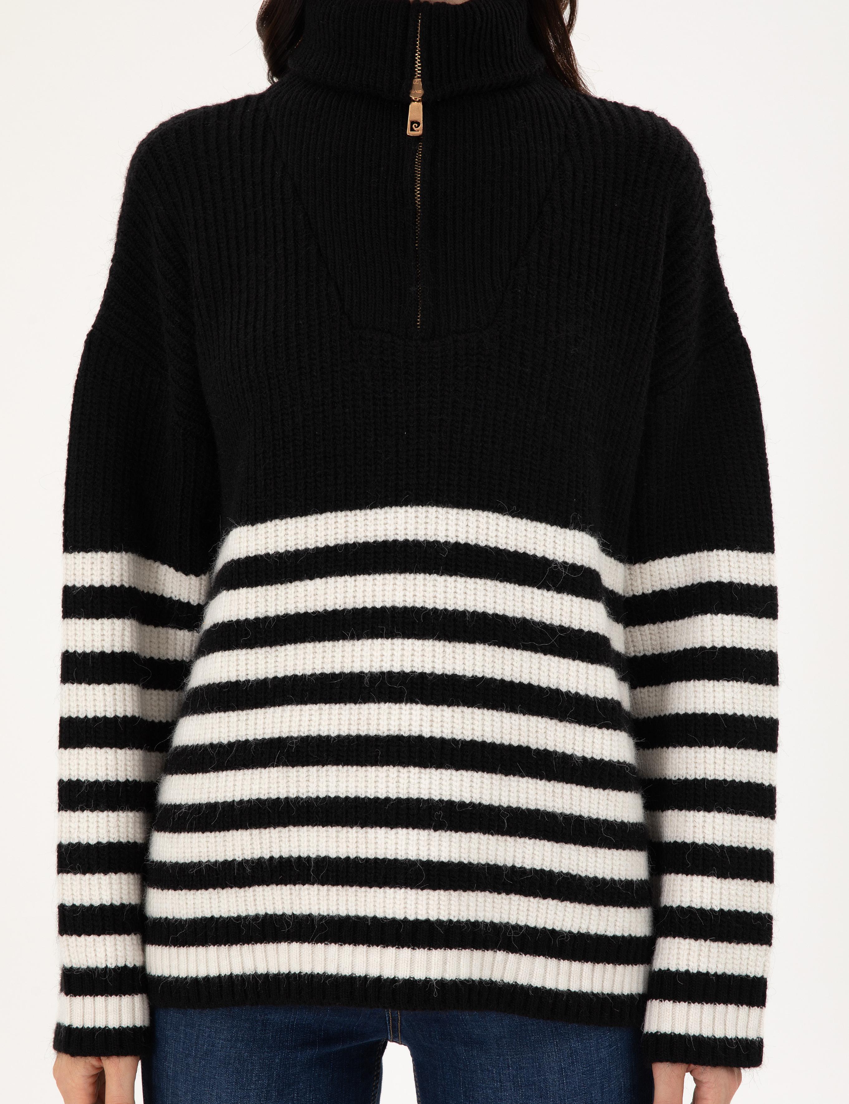 Siyah Comfort Fit Kazak