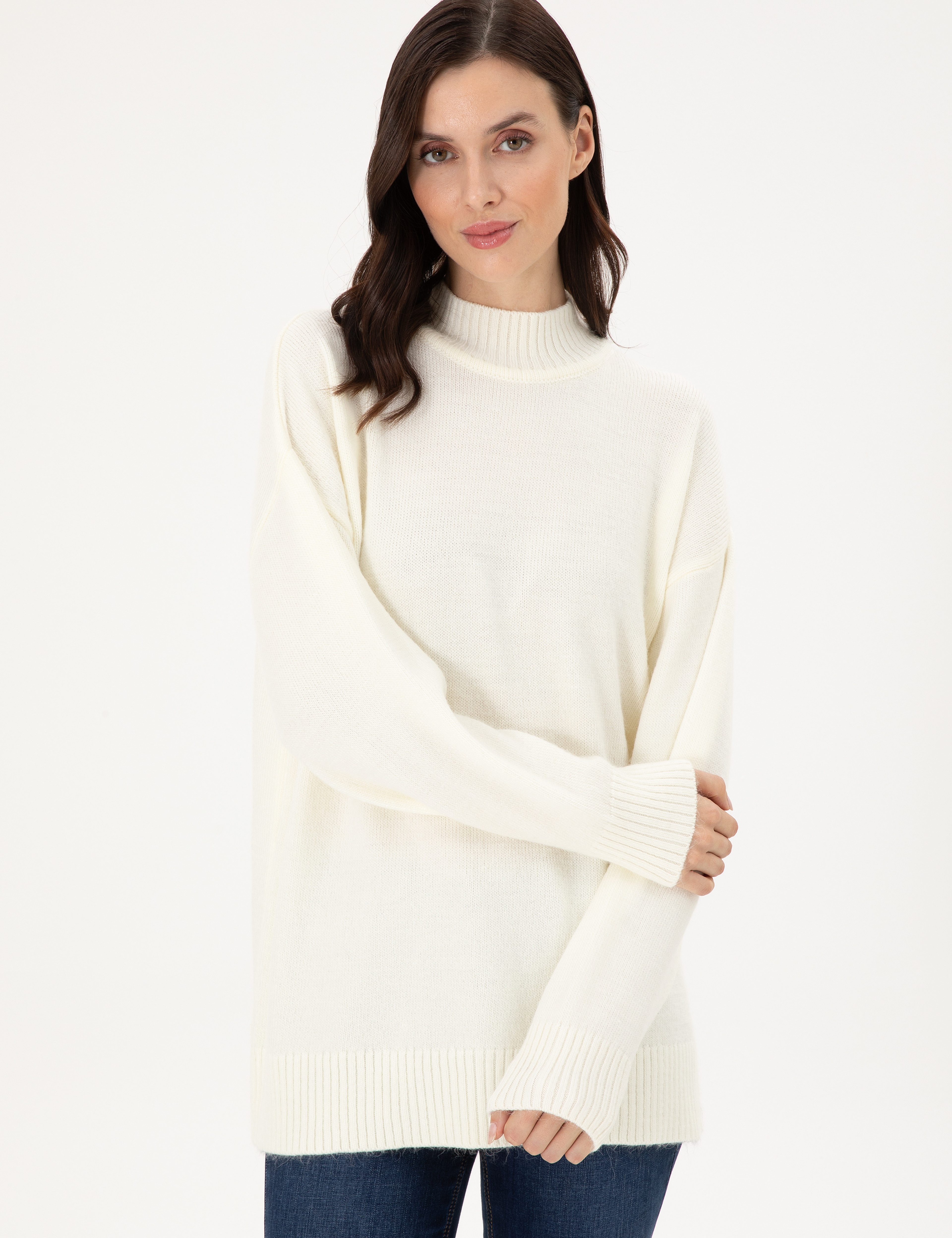 Ekru Oversize Yarım Balıkçı Kazak