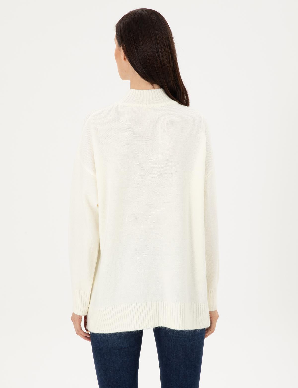 Ekru Oversize Yarım Balıkçı Kazak - 50301841006