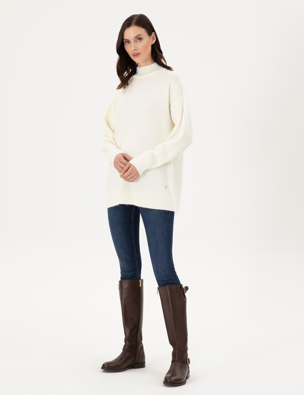 Ekru Oversize Yarım Balıkçı Kazak - 50301841006