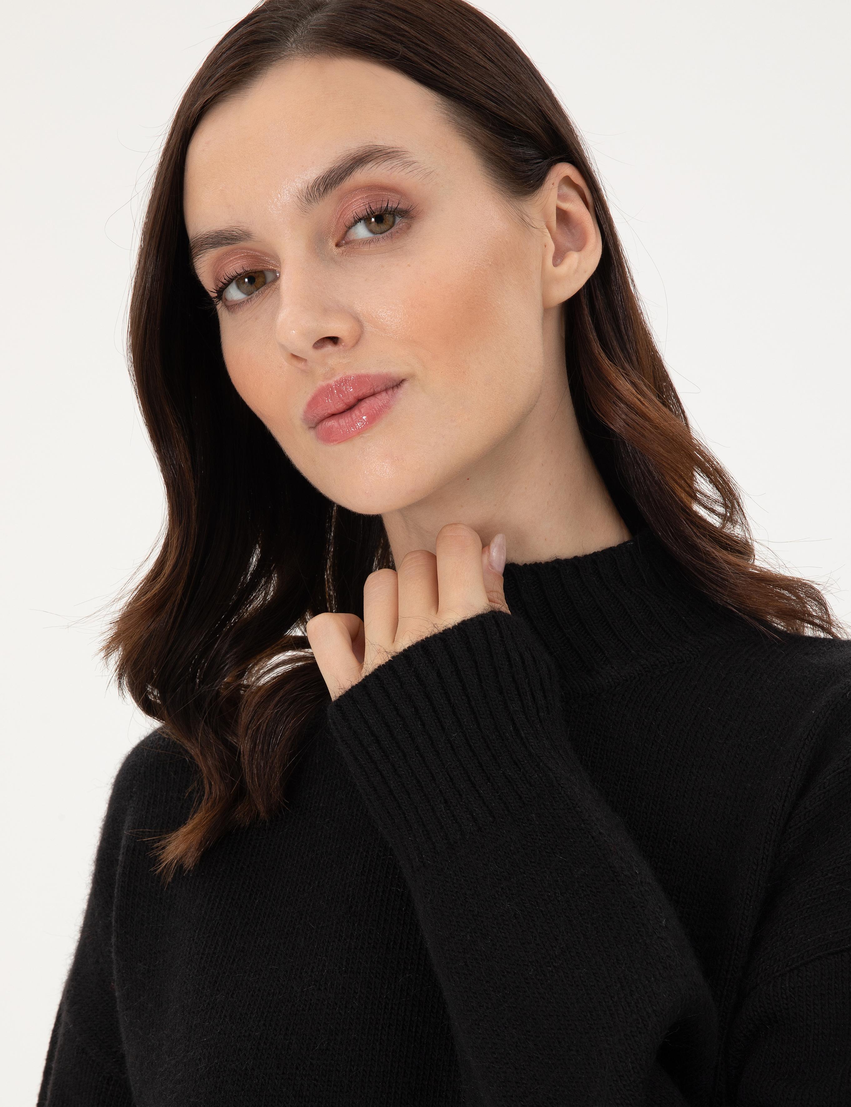 Siyah Oversize Yarım Balıkçı Kazak