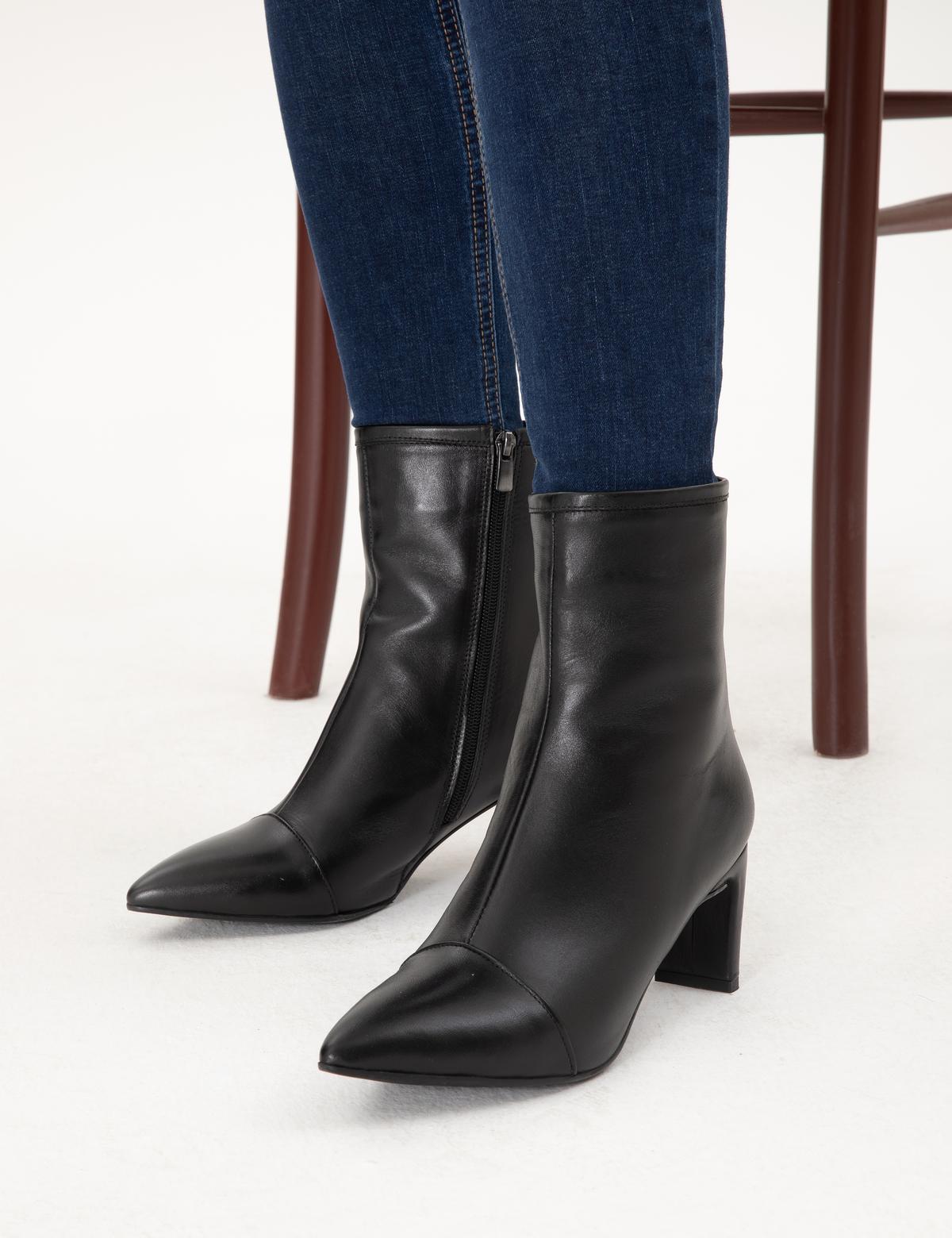 Siyah Topuklu Bot - 50295592003