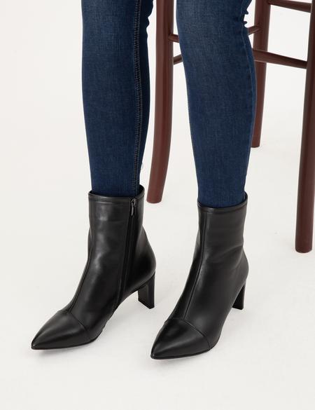 Siyah Topuklu Bot - 50295592003