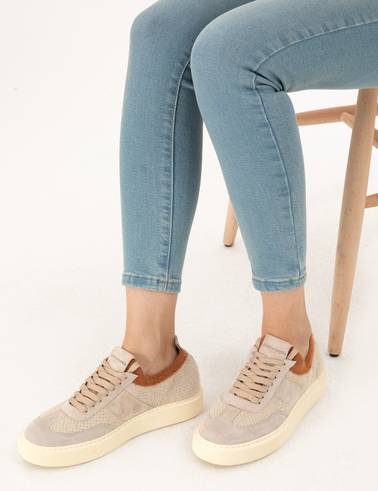 Bej Sneaker