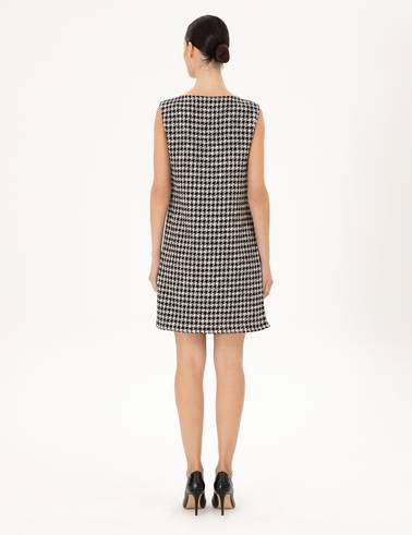 Siyah Regular Fit Dokuma Elbise