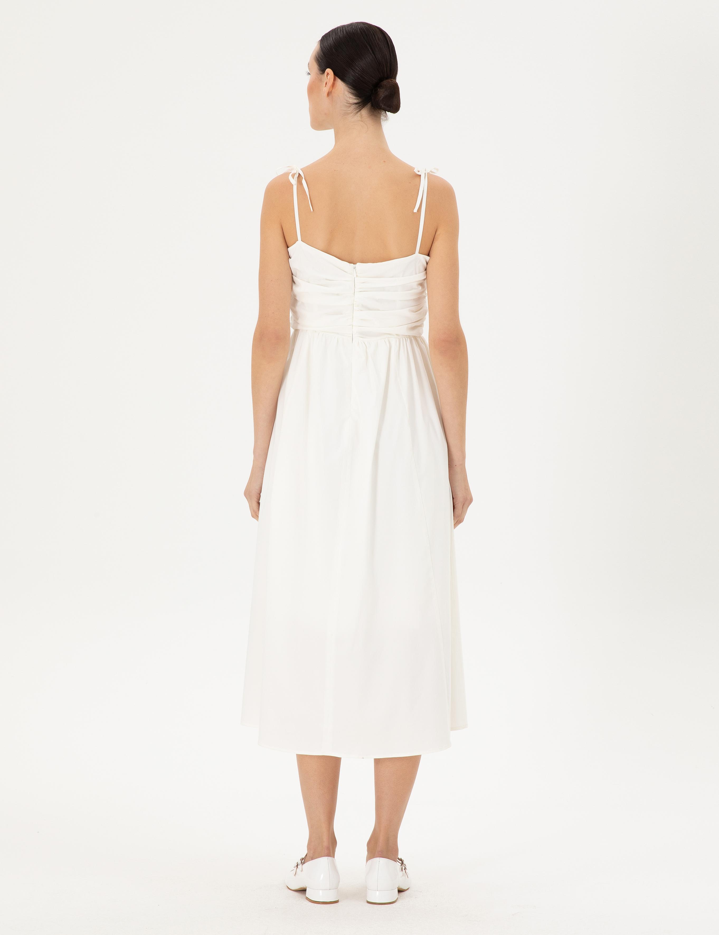 Beyaz Regular Fit Dokuma Elbise