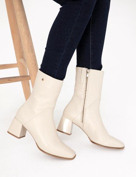 Beyaz Topuklu Çizme - 50295942003