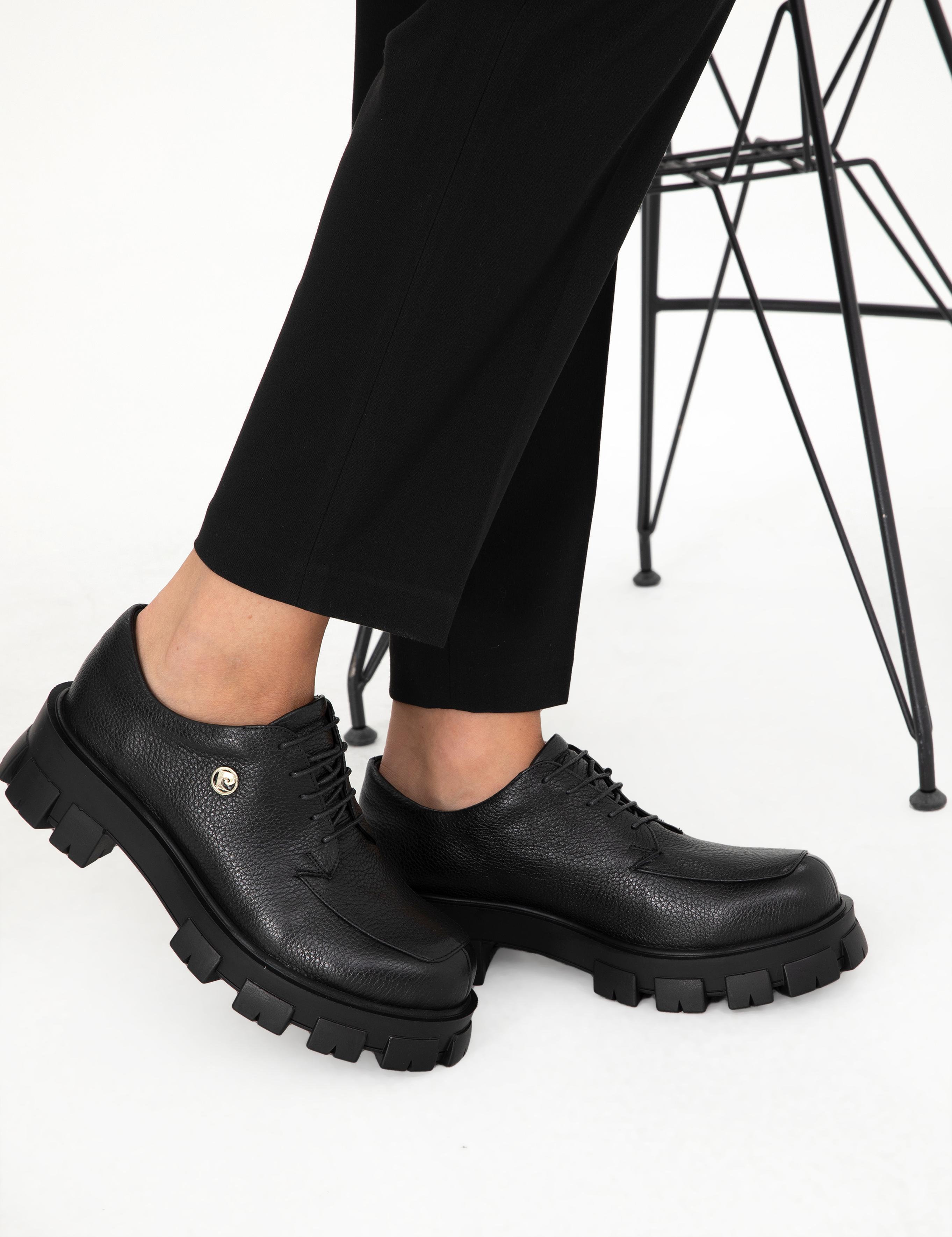 Siyah Deri Casual Ayakkabı