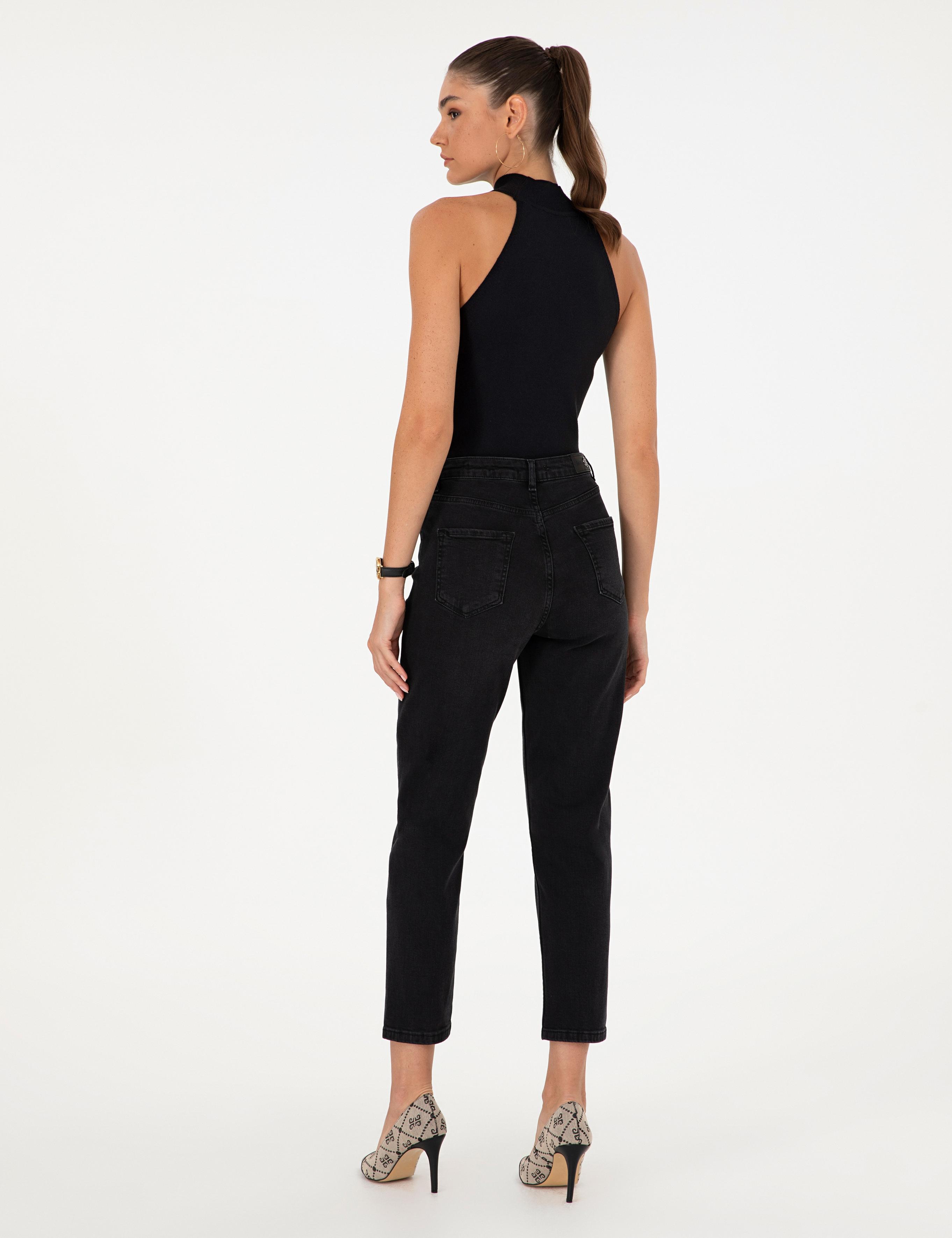 Siyah Mom Fit Geniş Kalıp Jean Pantolon