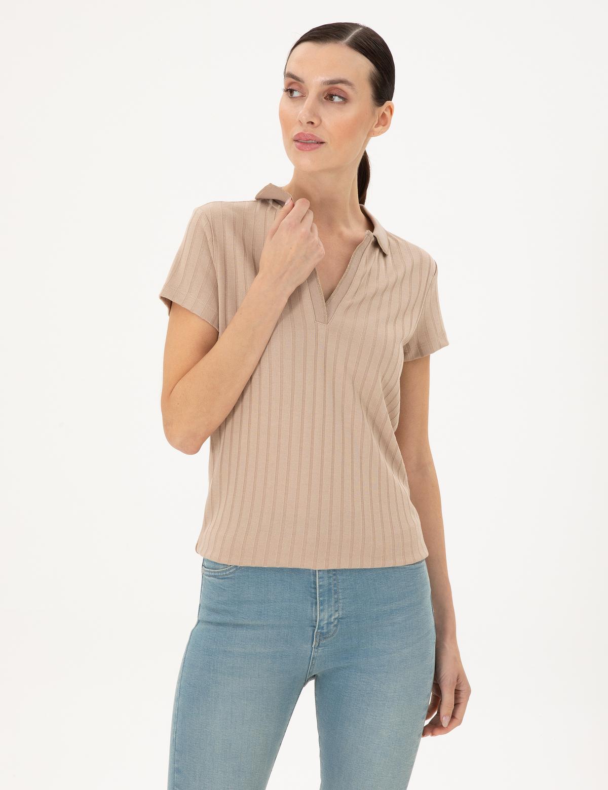 Bej Slim Fit Tişört