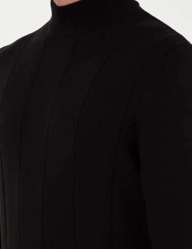Siyah Slim Fit Yarım Balıkçı Yaka Triko Kazak