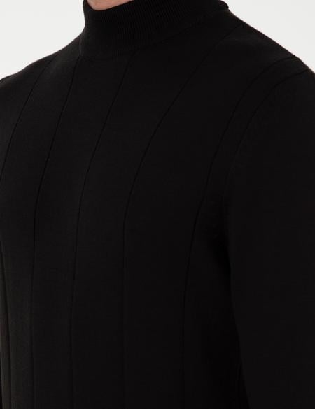 Siyah Slim Fit Yarım Balıkçı Yaka Triko Kazak - 50300460027