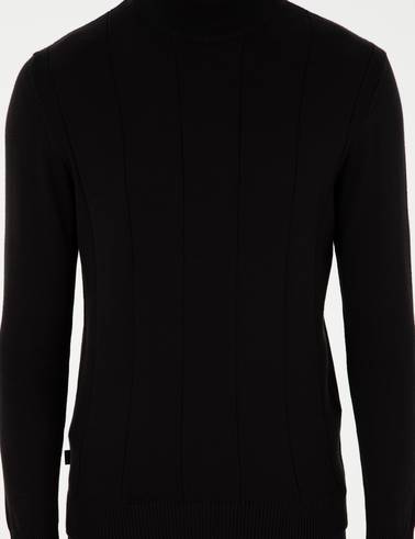 Siyah Slim Fit Yarım Balıkçı Yaka Triko Kazak
