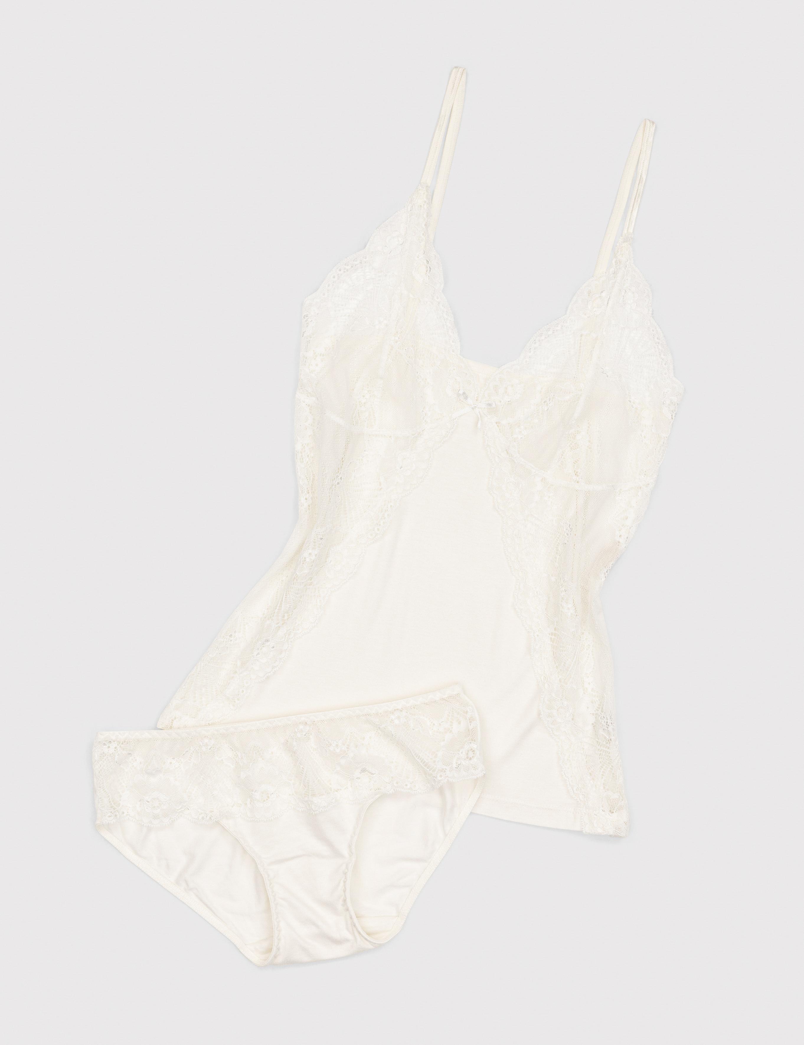 Ekru İç Giyim Takım