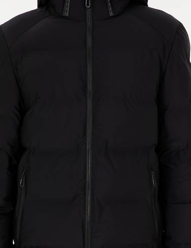 Siyah Kapüşonlu Basic Şişme Mont