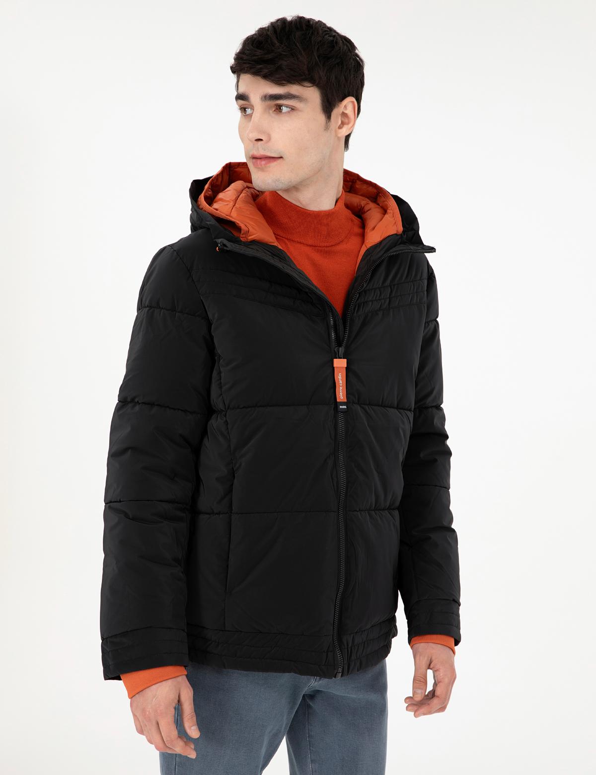 Siyah Kapüşonlu Dolgulu Mont - 50292905024