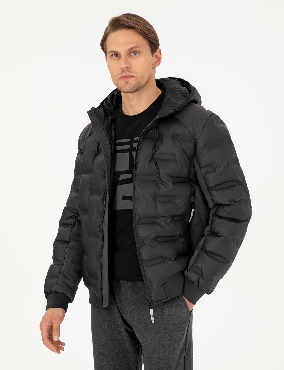 Siyah Regular Fit Mont