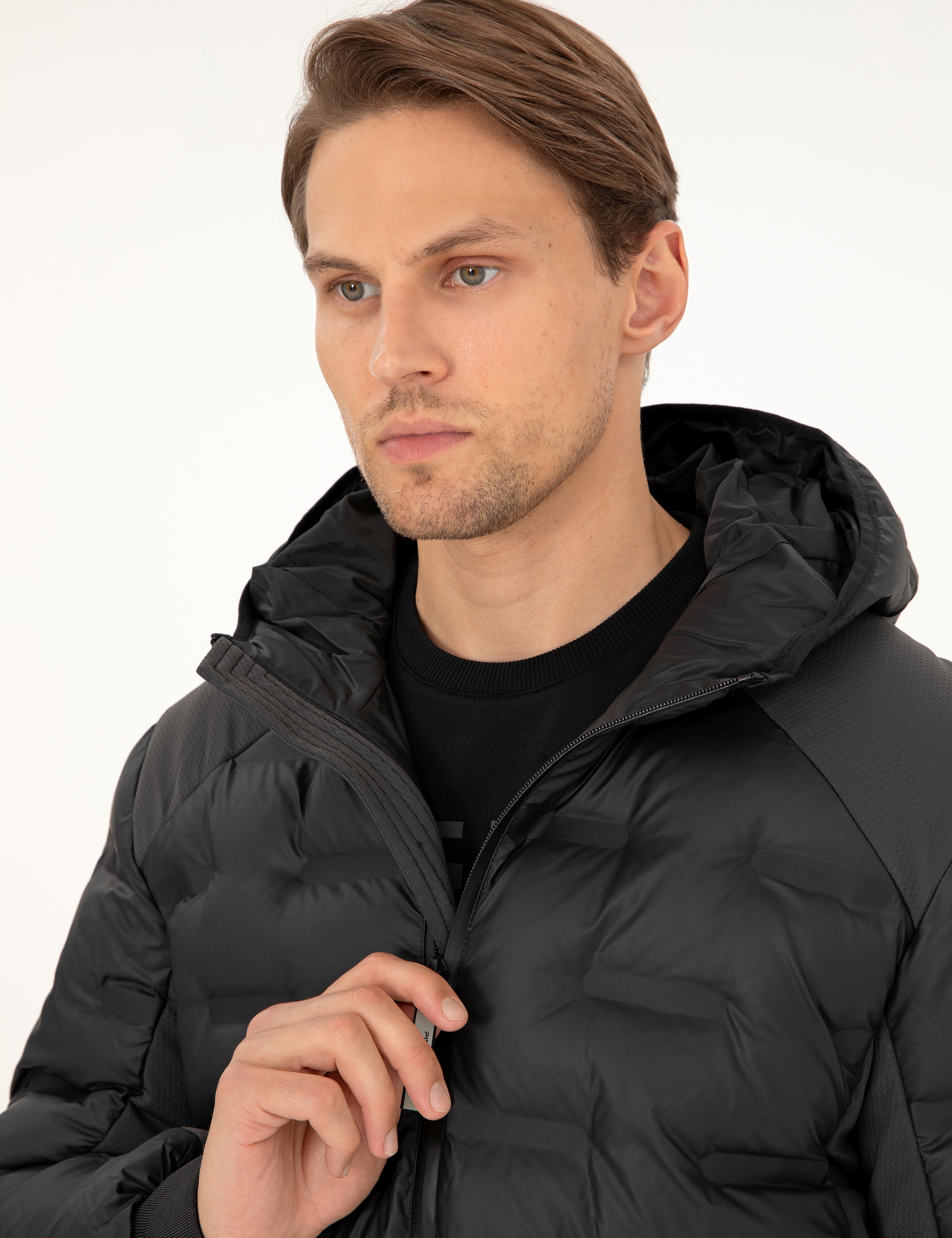 Siyah Regular Fit Mont
