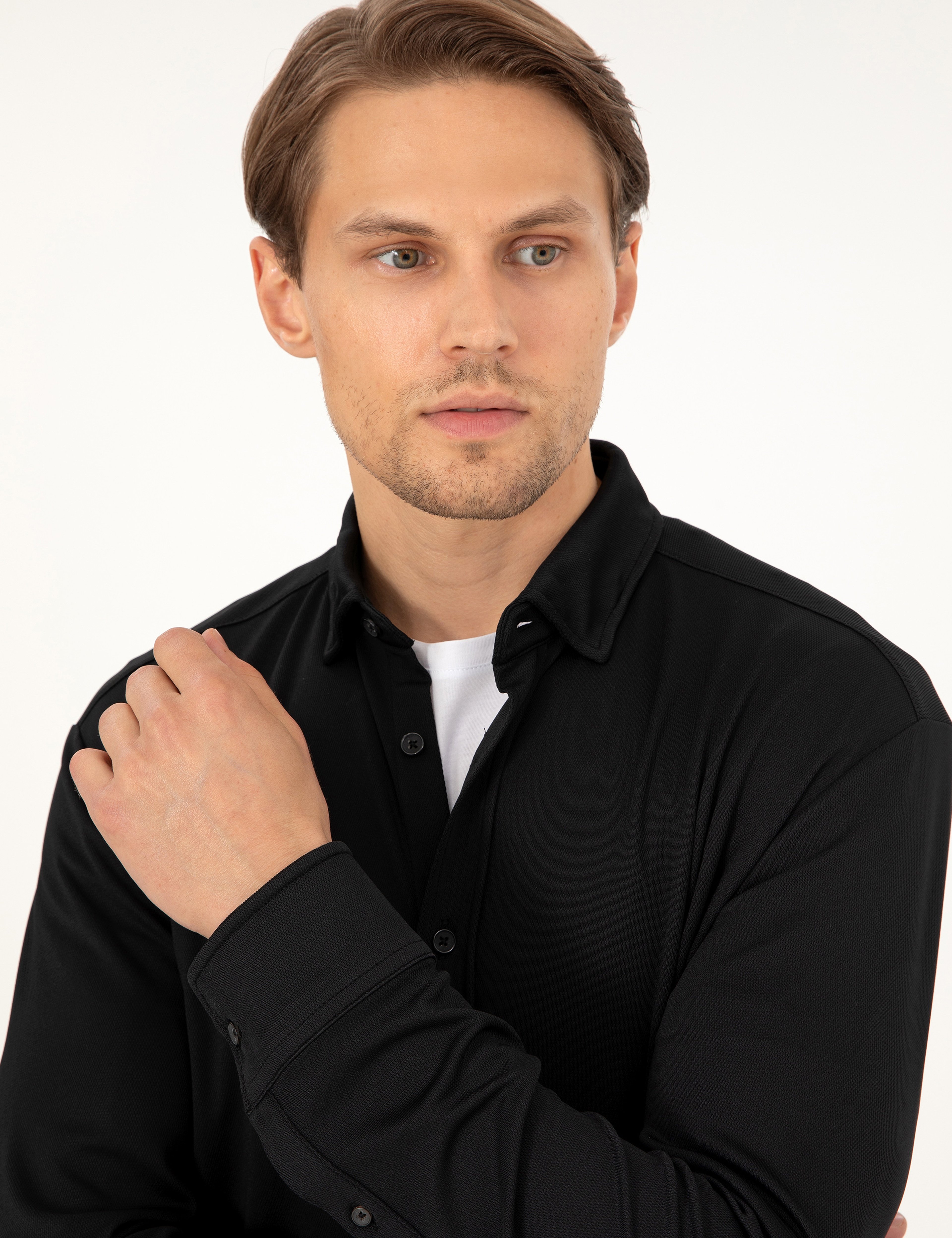 Siyah Slim Fit Örme Gömlek - Image 2