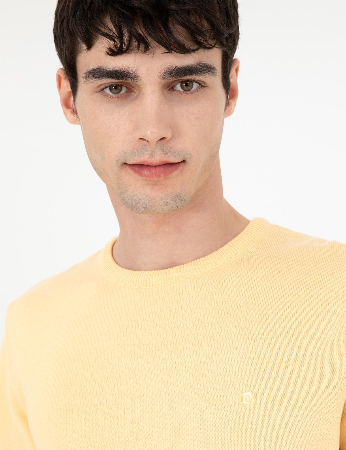 Açık Sarı Slim Fit Bisiklet Yaka Basic Triko Kazak - 50296575011