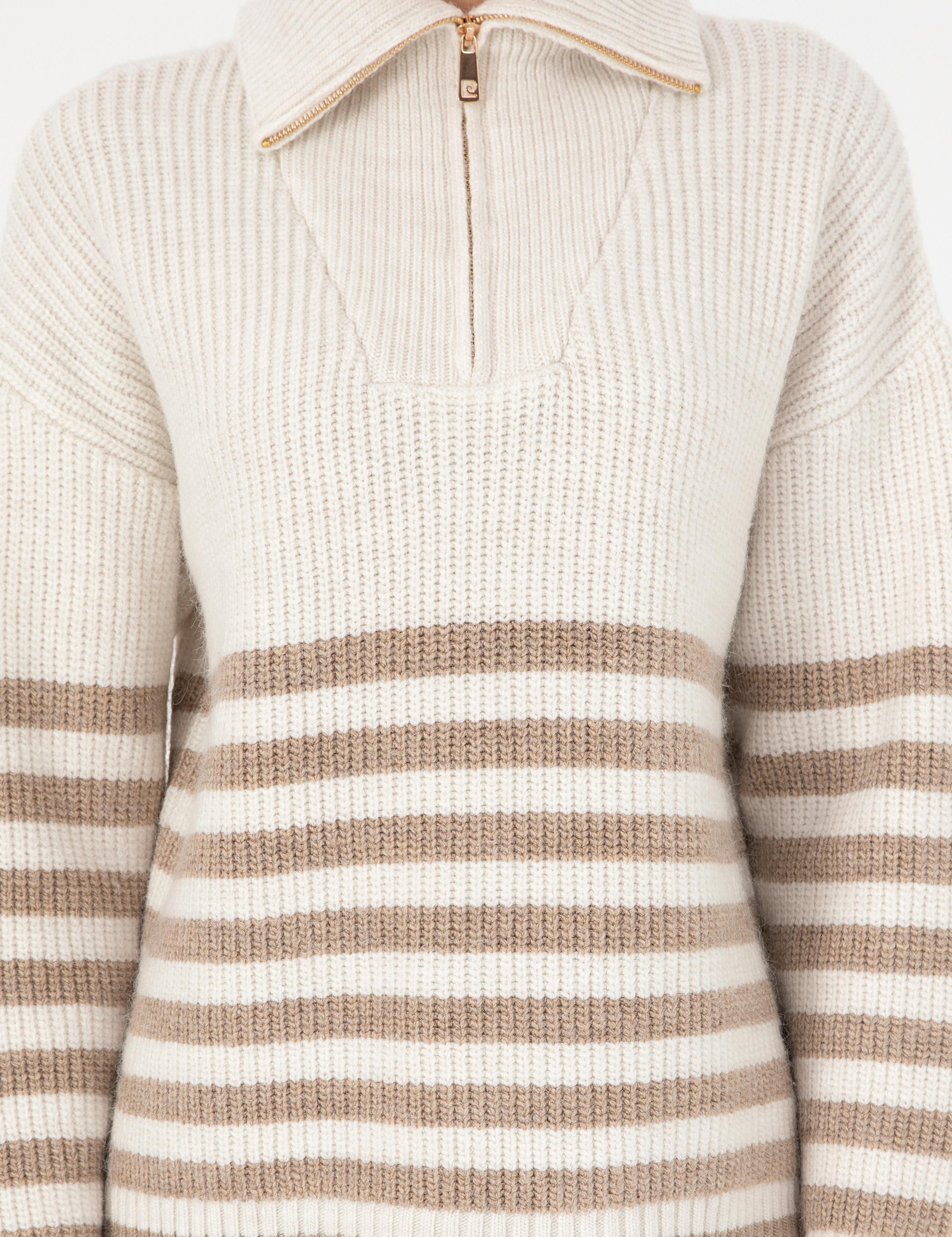 Ekru Comfort Fit Kazak