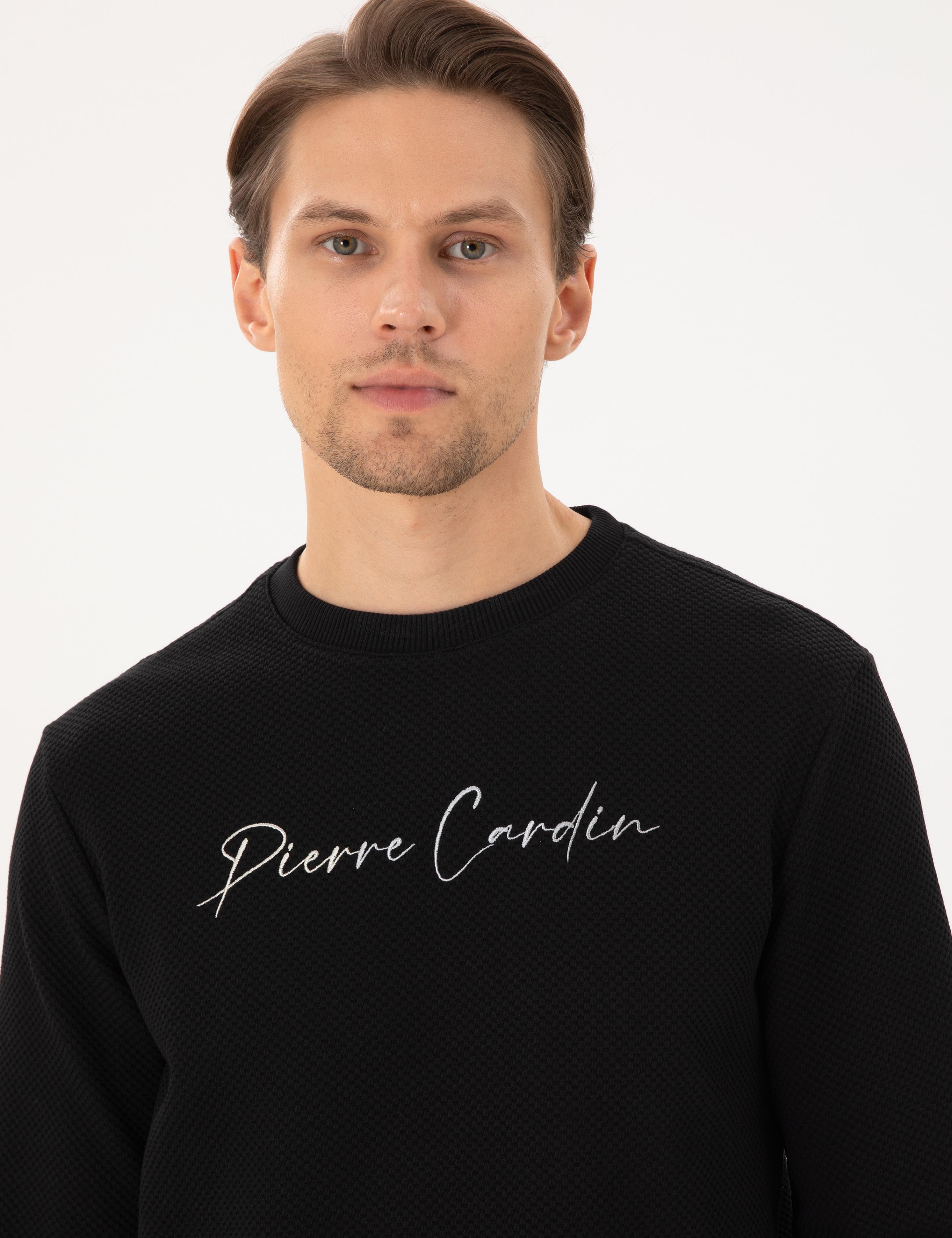 Siyah Regular Fit Sweatshirt