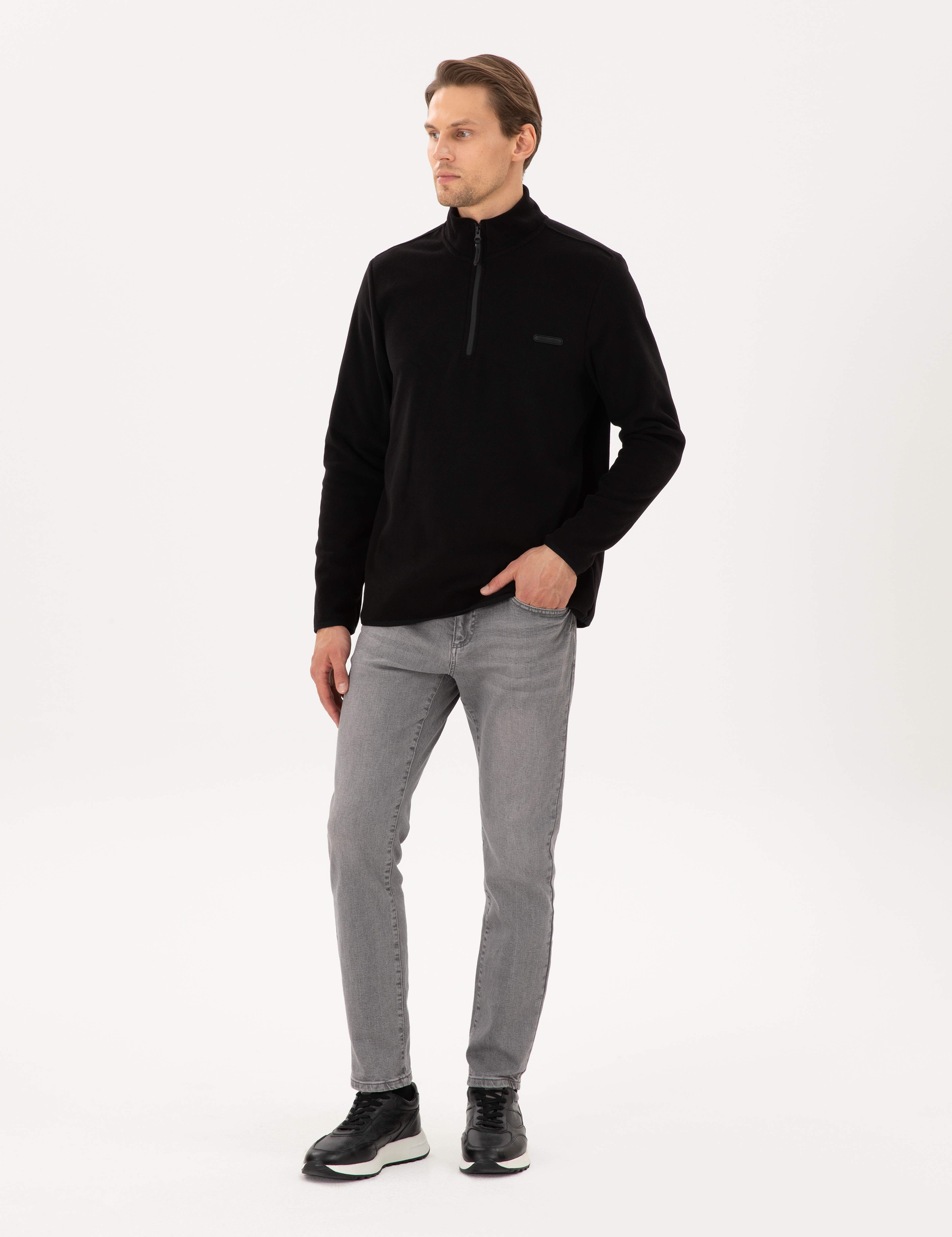 Siyah Regular Fit Yarım Fermuarlı Polar Sweatshirt - Image 4