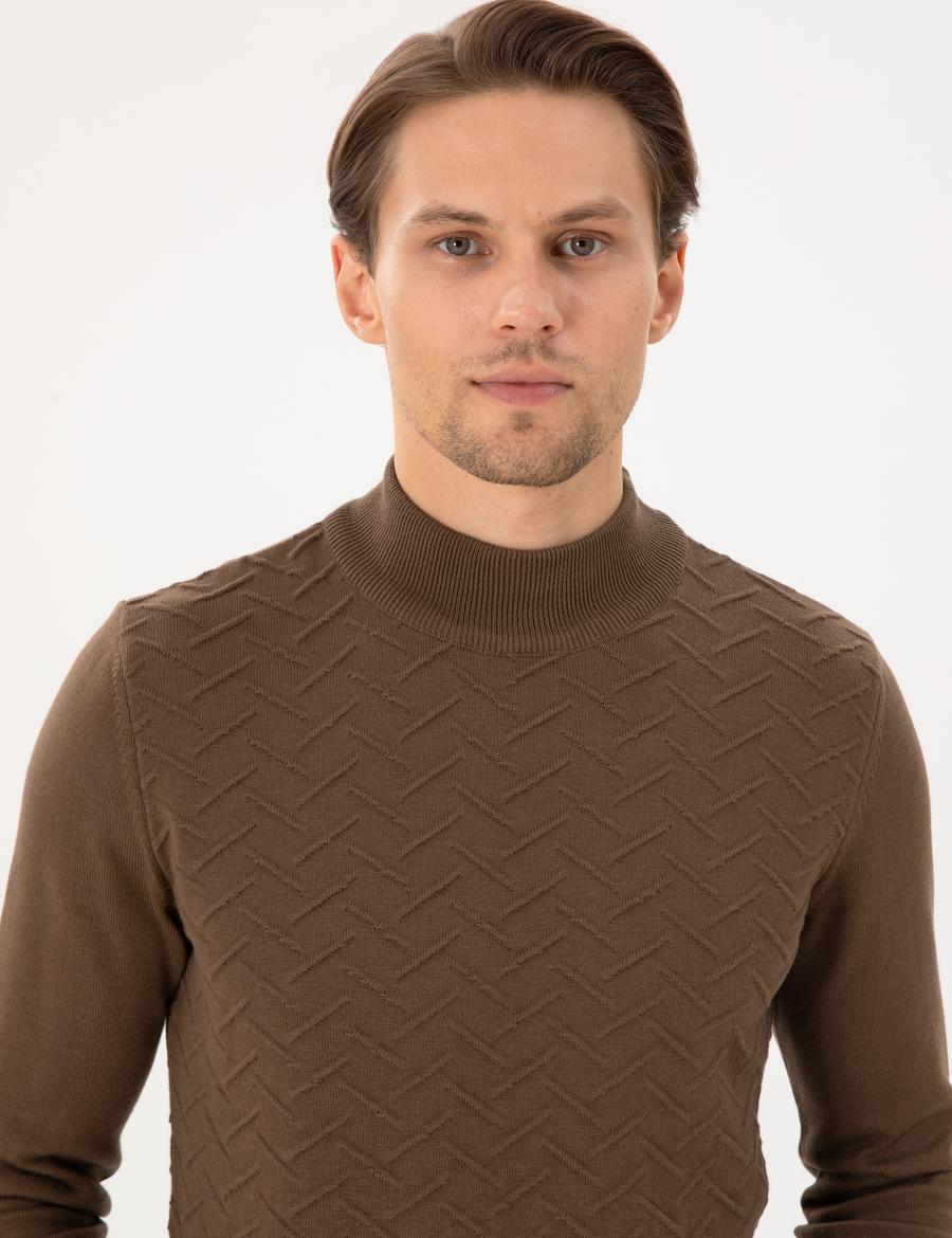 Coconut Slim Fit Yarım Balıkçı Yaka Triko Kazak