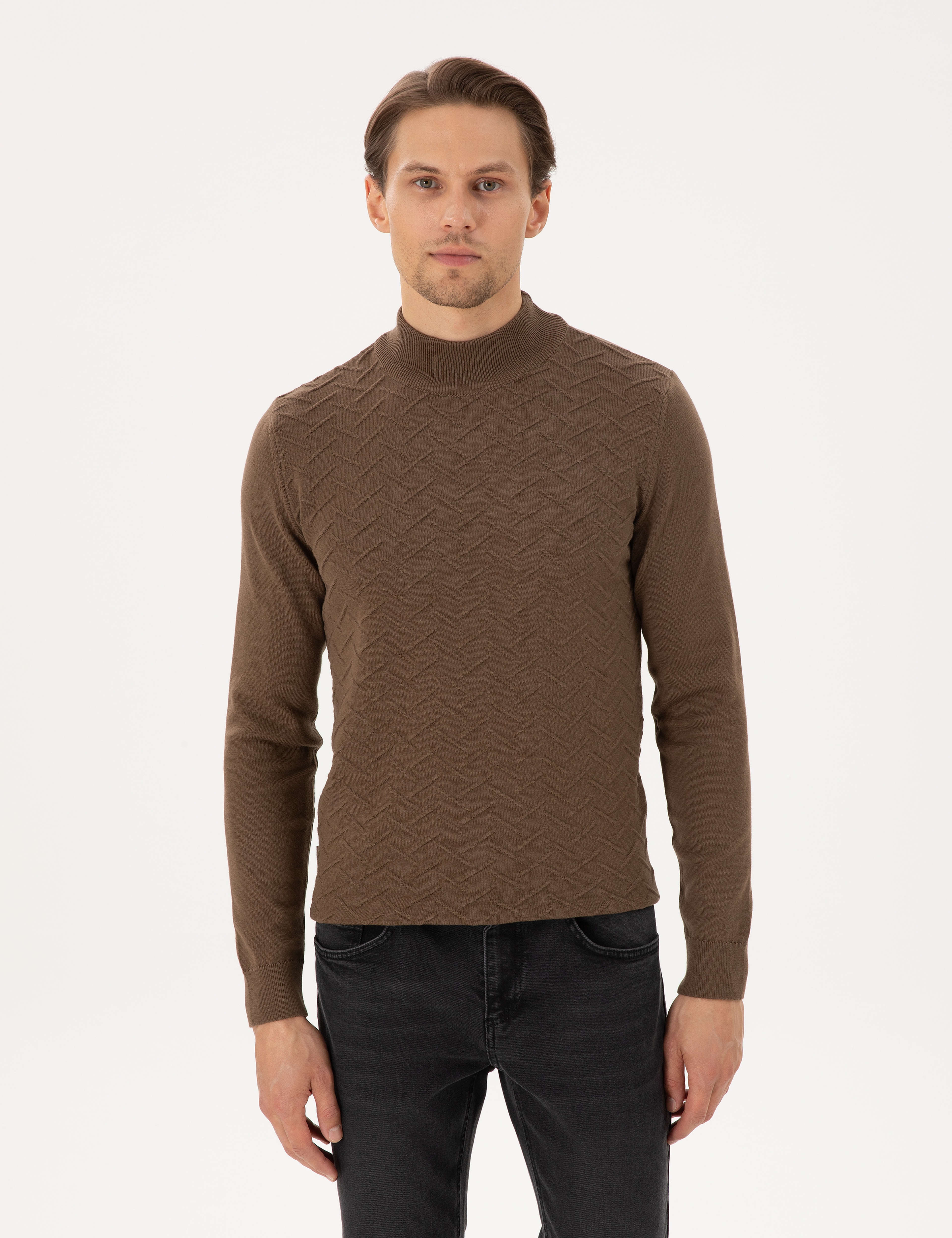 Coconut Slim Fit Yarım Balıkçı Yaka Triko Kazak - Image 1