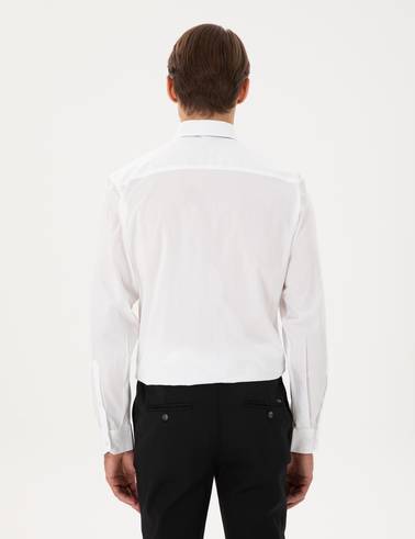 Beyaz Slim Fit Uzun Kollu Basic Gömlek