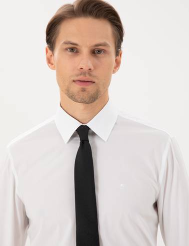 Beyaz Slim Fit Uzun Kollu Basic Gömlek