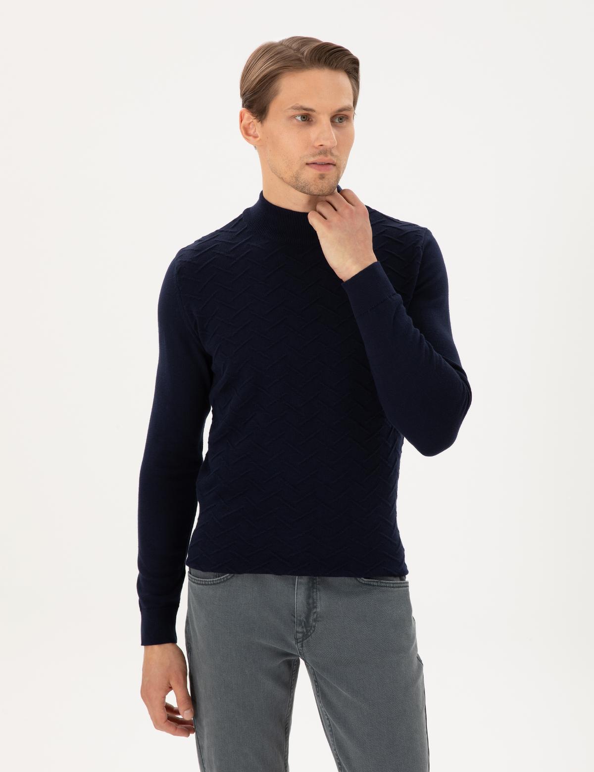 Lacivert Slim Fit Yarım Balıkçı Yaka Triko Kazak