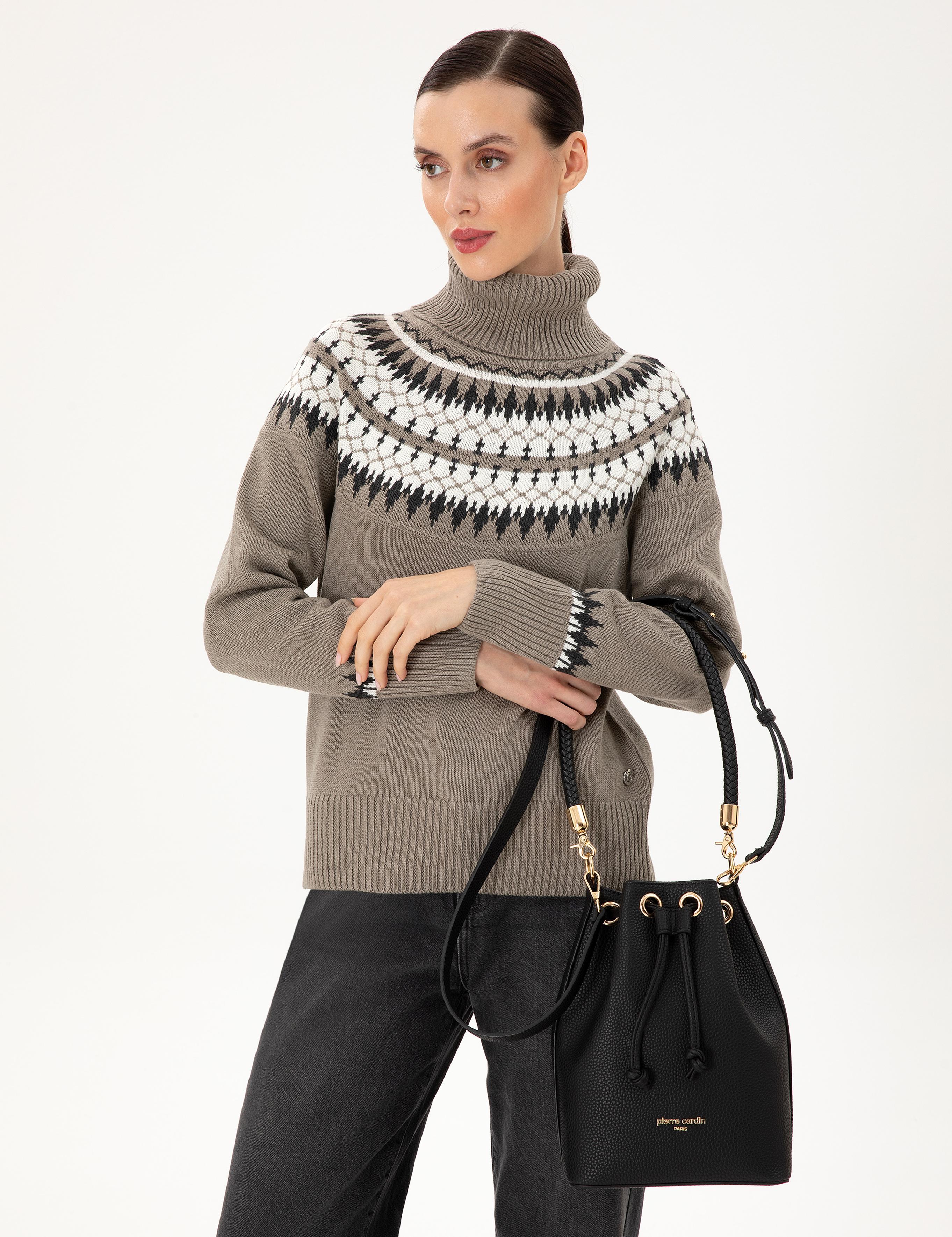 Siyah Büzgülü Çanta