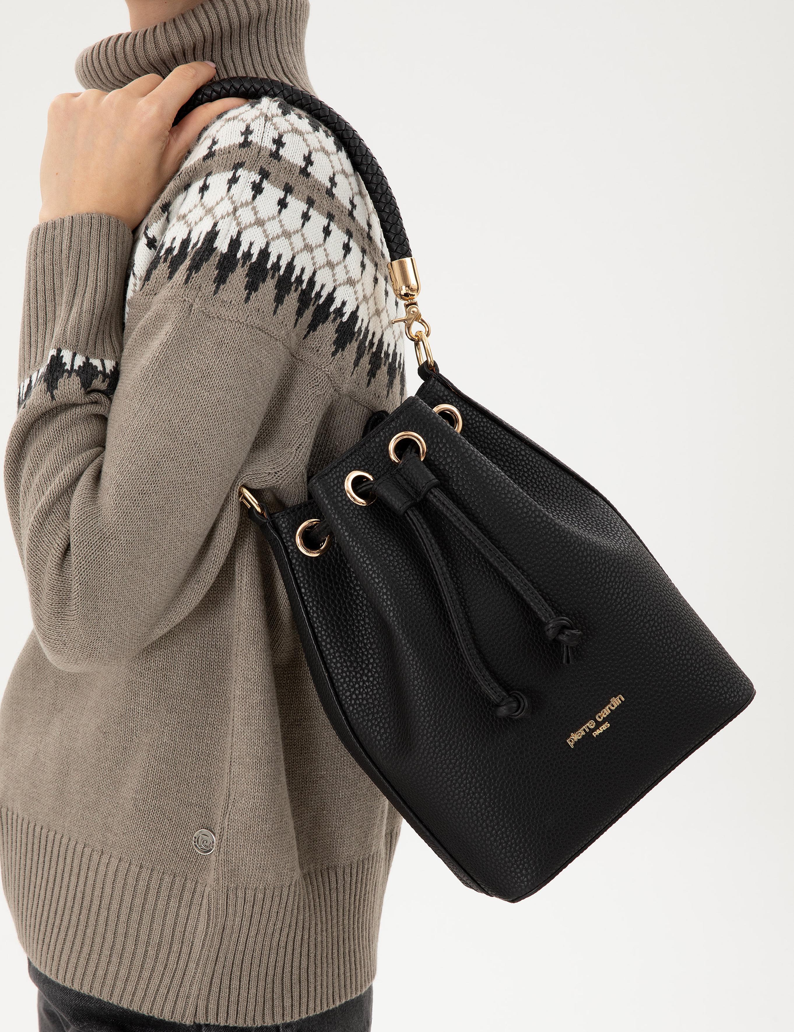 Siyah Büzgülü Çanta