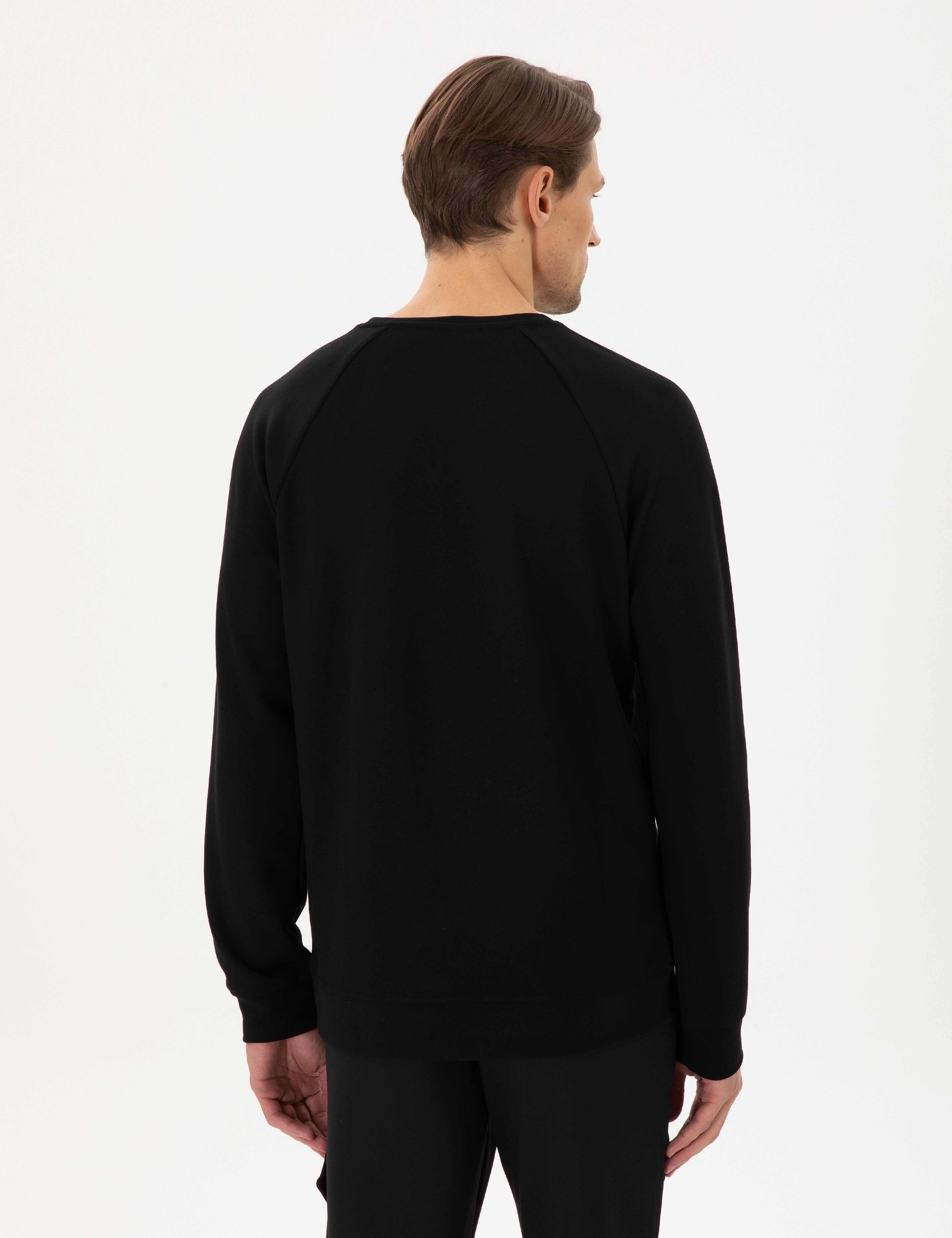Siyah Regular Fit Sweatshirt