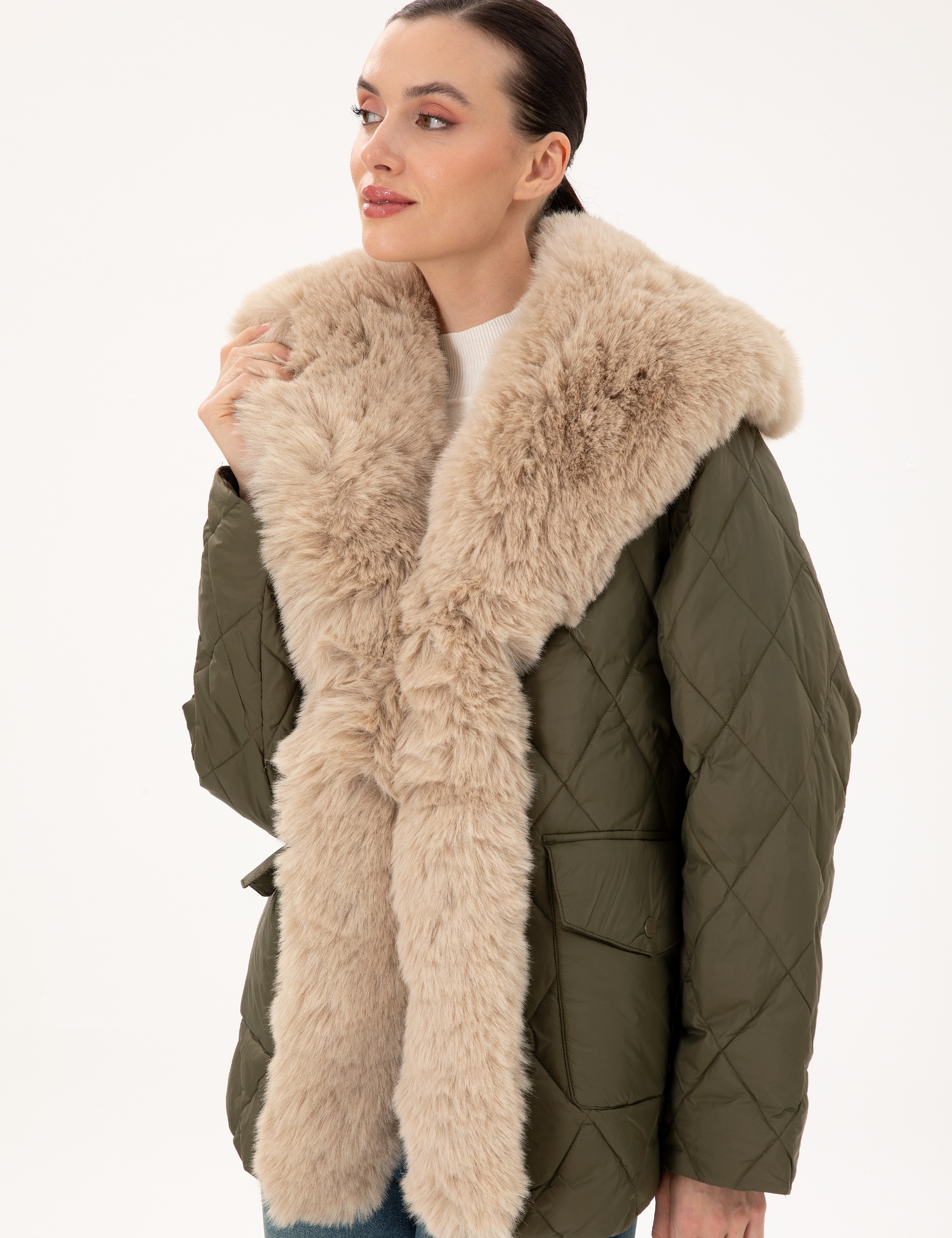 Haki Regular Fit Kürk Yaka Mont - Image 3