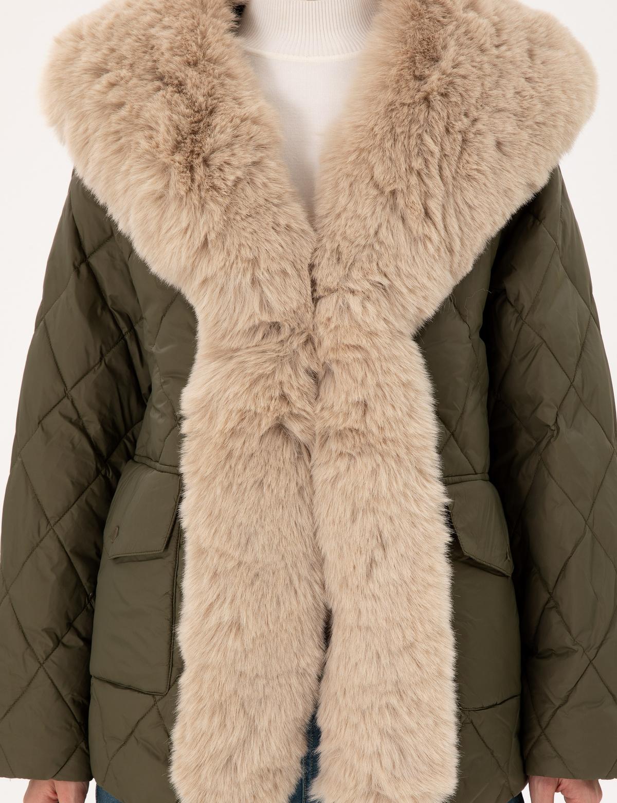 Haki Regular Fit Kürk Yaka Mont - 50290325025