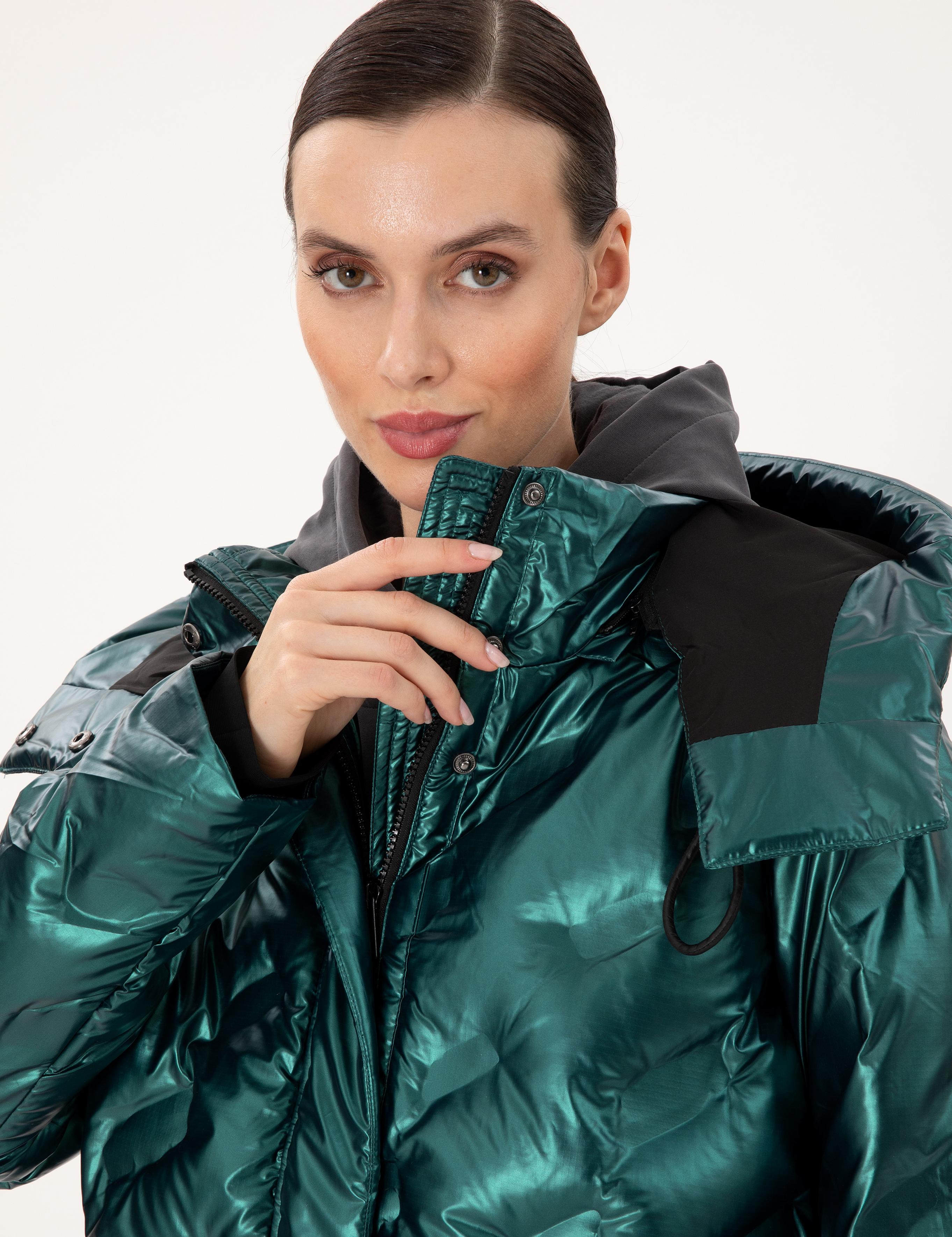 Zümrüt Kapüşonlu Parlak Mont