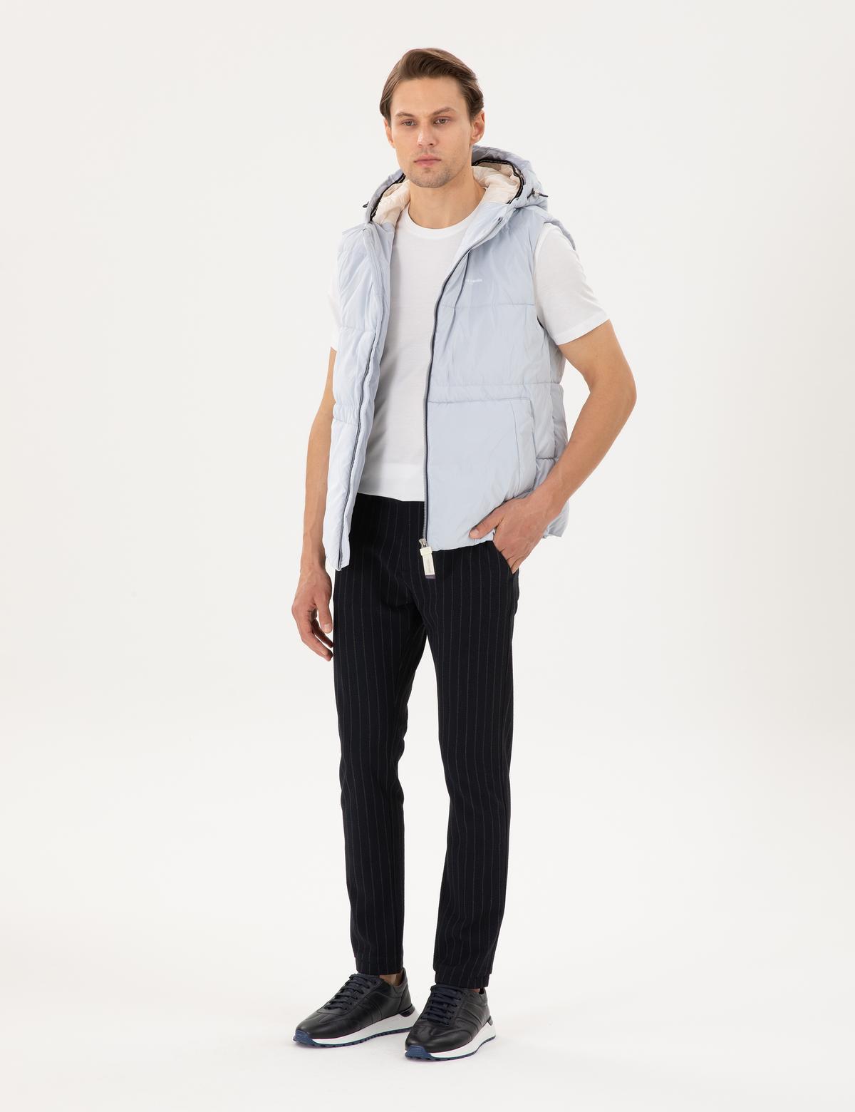 Açık Mavi Kapüşonlu Şişme Sıcak Tutan Yelek - 50293233004