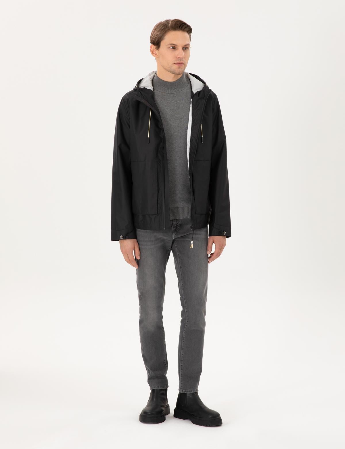 Siyah Kapüşonlu Mont - 50291019020