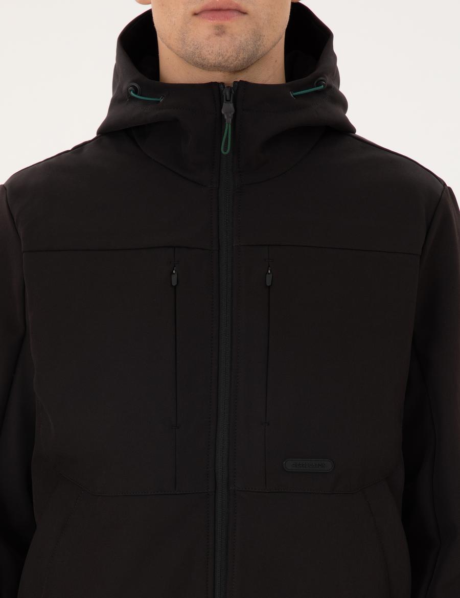 Siyah Kapüşonlu Mont