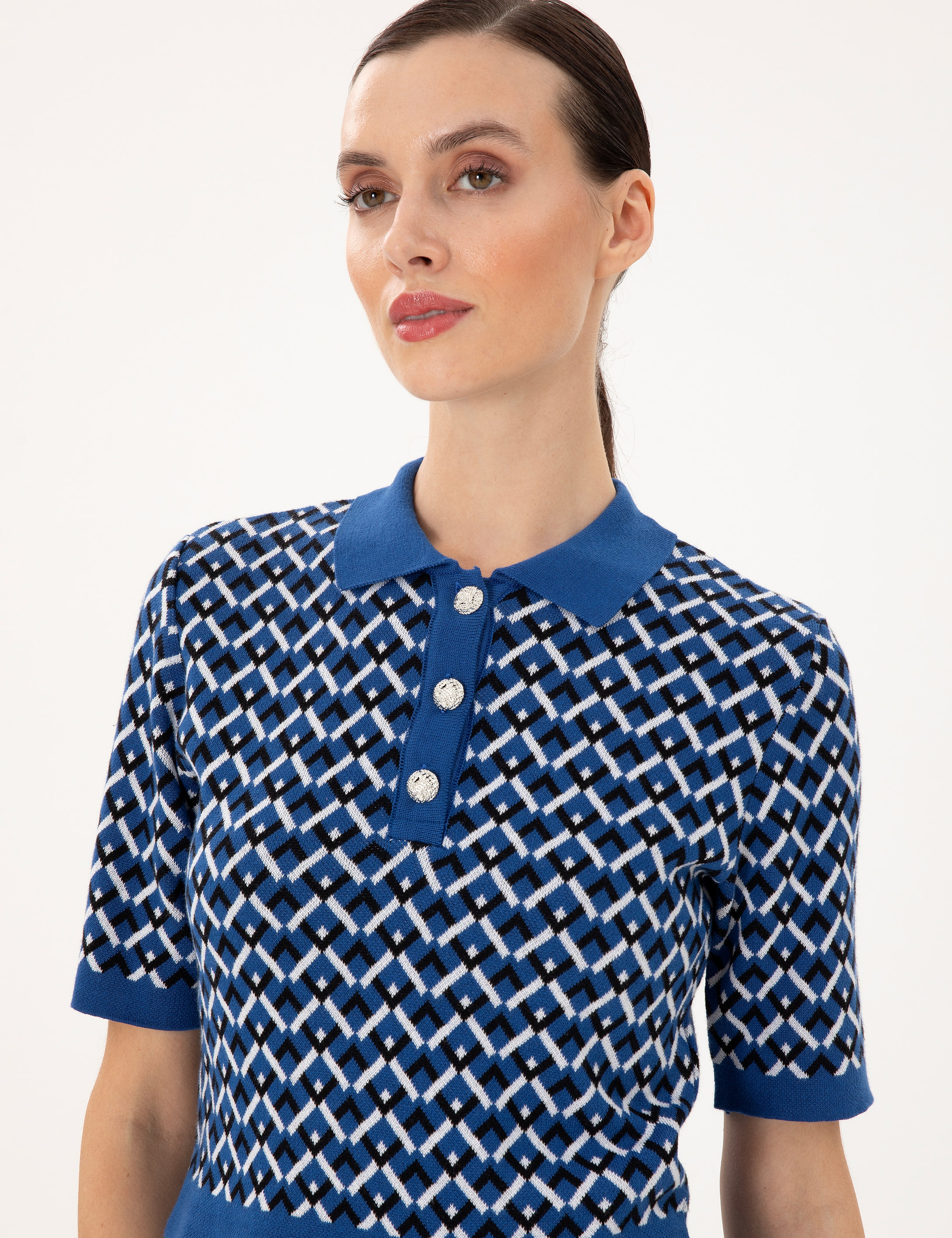 Saks Crop Top Polo Yaka Kazak - Image 2
