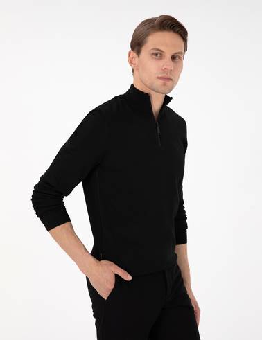 Siyah Slim Fit Fermuarlı Dik Yaka Triko Kazak