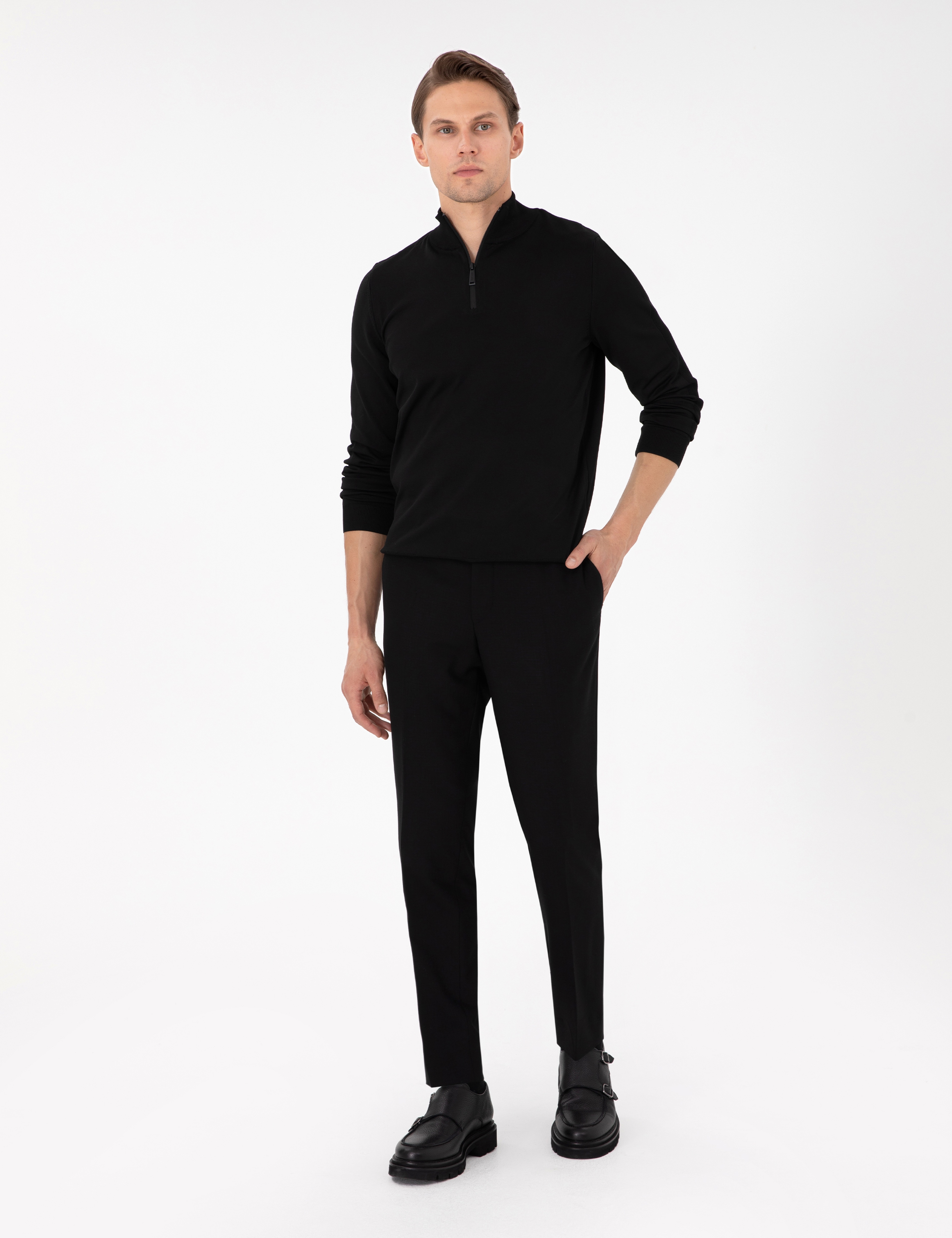 Siyah Slim Fit Fermuarlı Dik Yaka Triko Kazak - Image 4